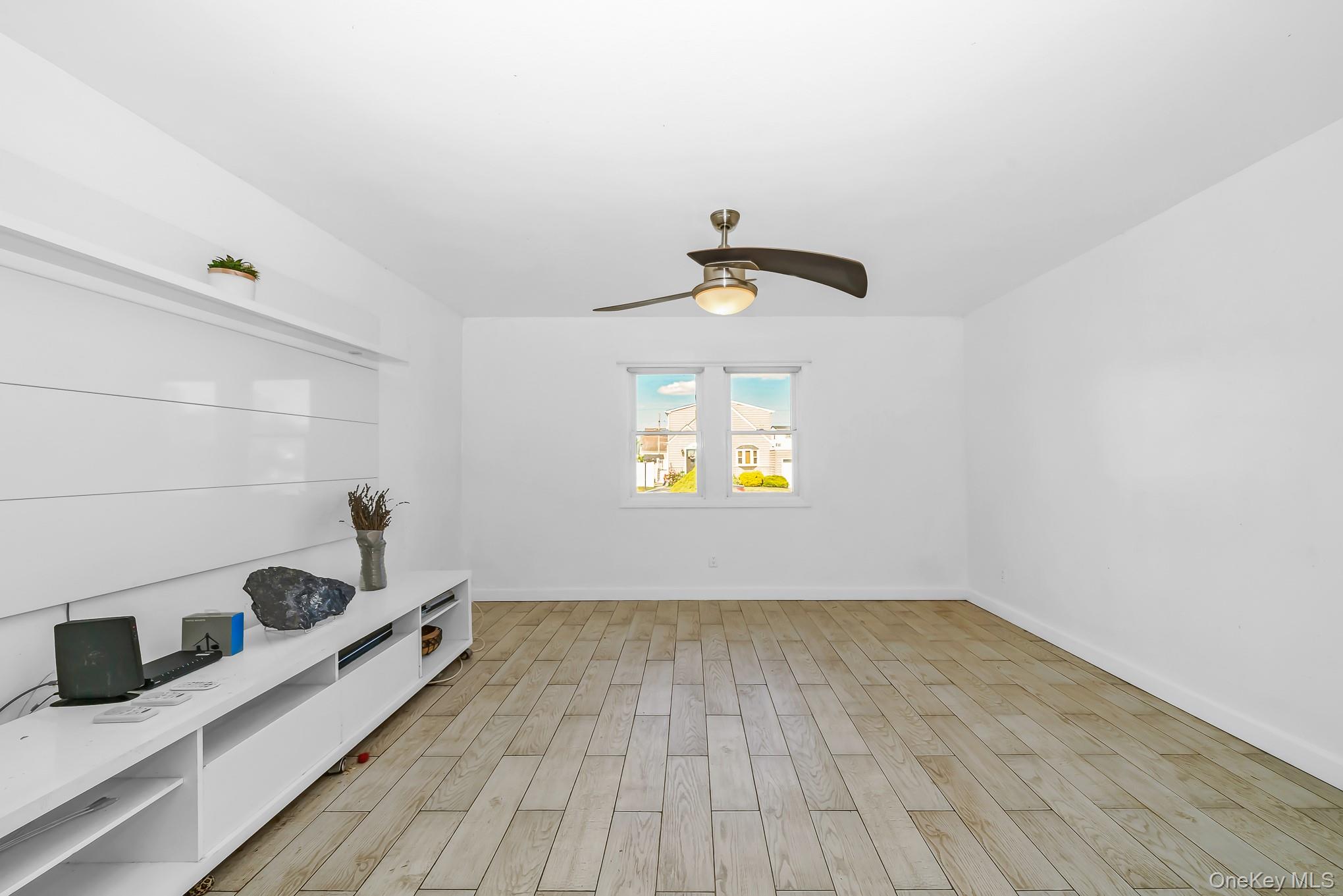 21 Lido Parkway Property Photo 12