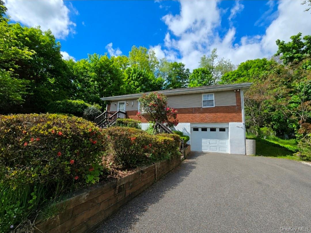 5 Beaverbrook Road Property Photo 1