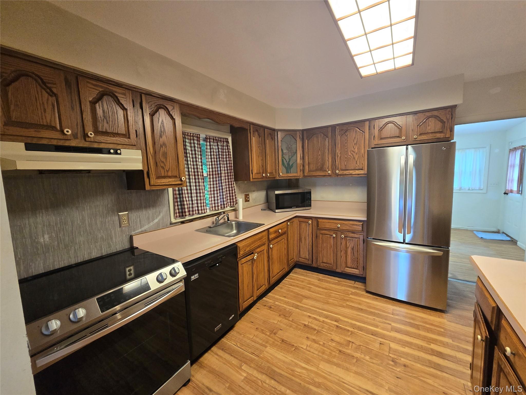 5 Beaverbrook Road Property Photo 5