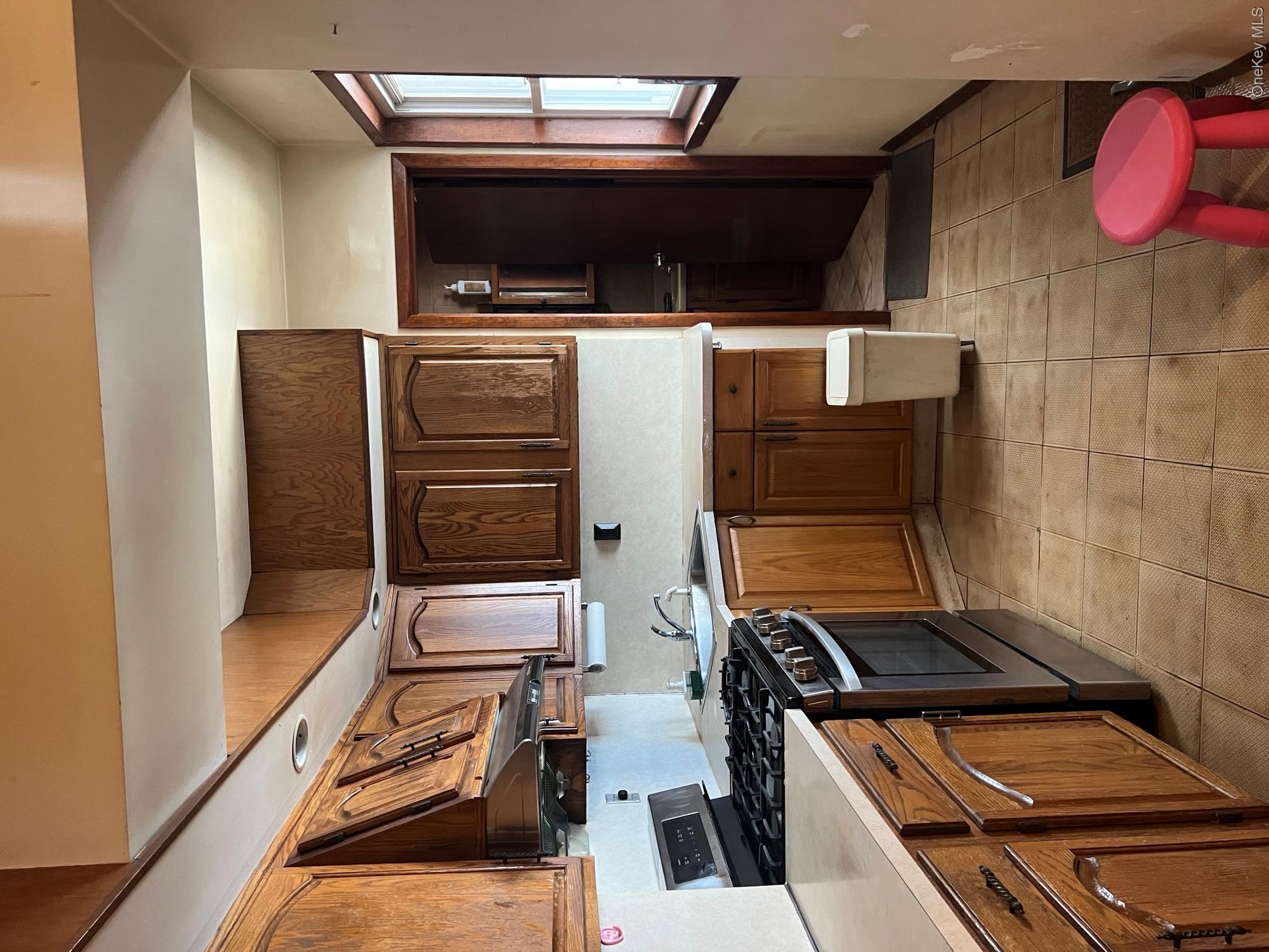 1936 W 5th Street Property Photo 15