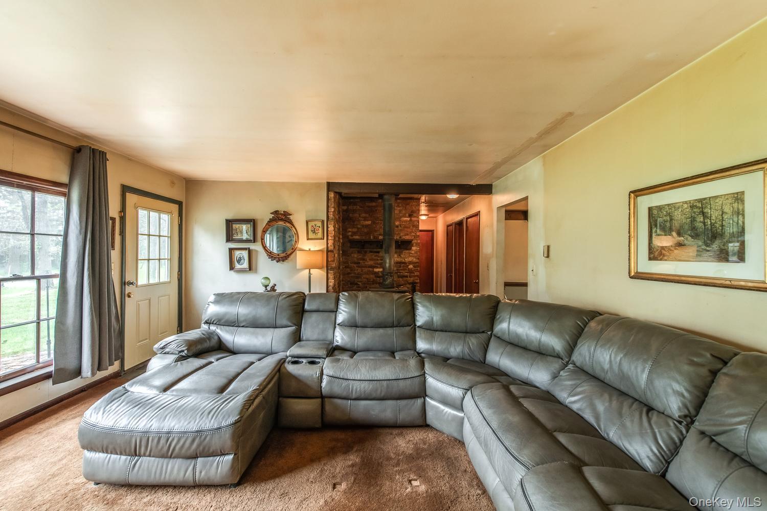 53 Paffendorf Drive Property Photo 8