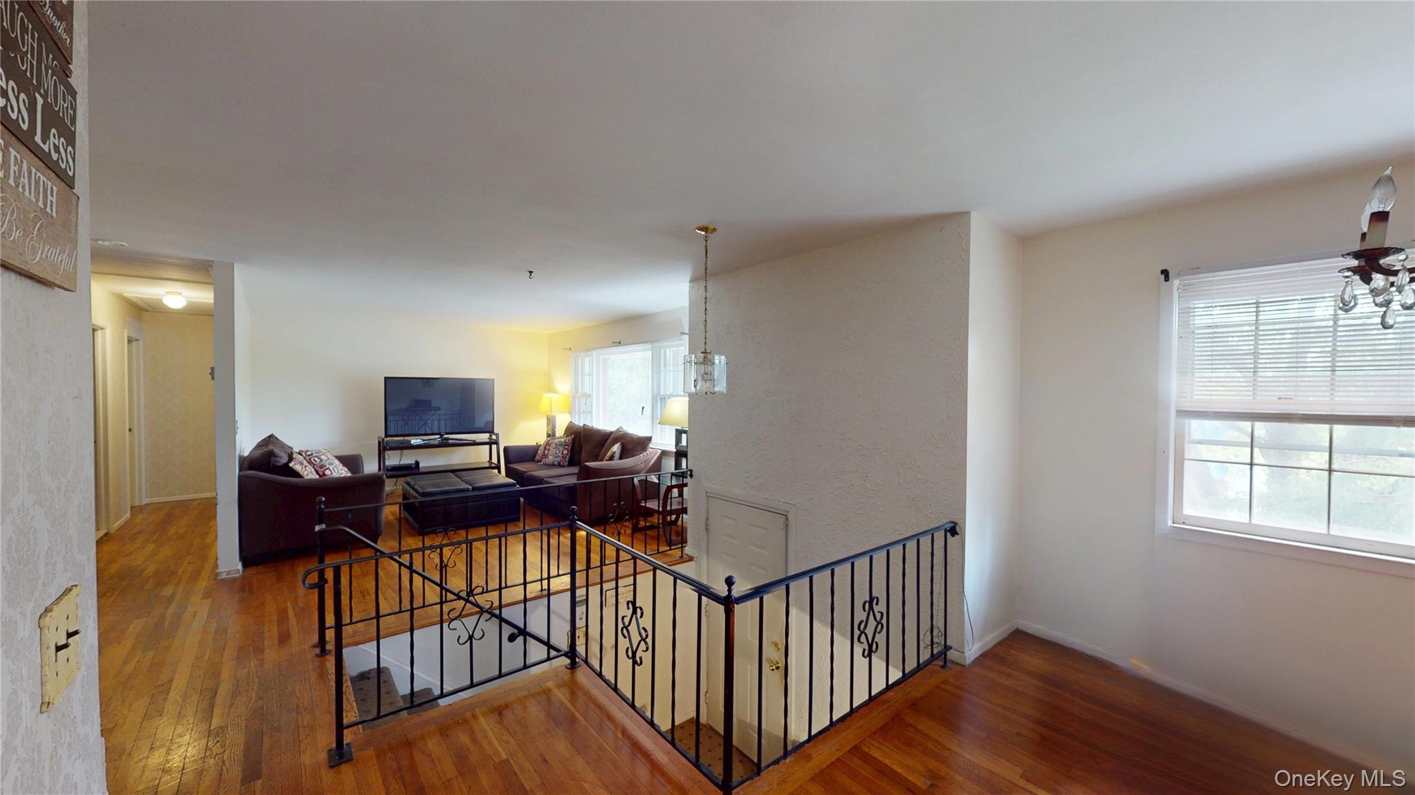39 Van Terrace Property Photo 2