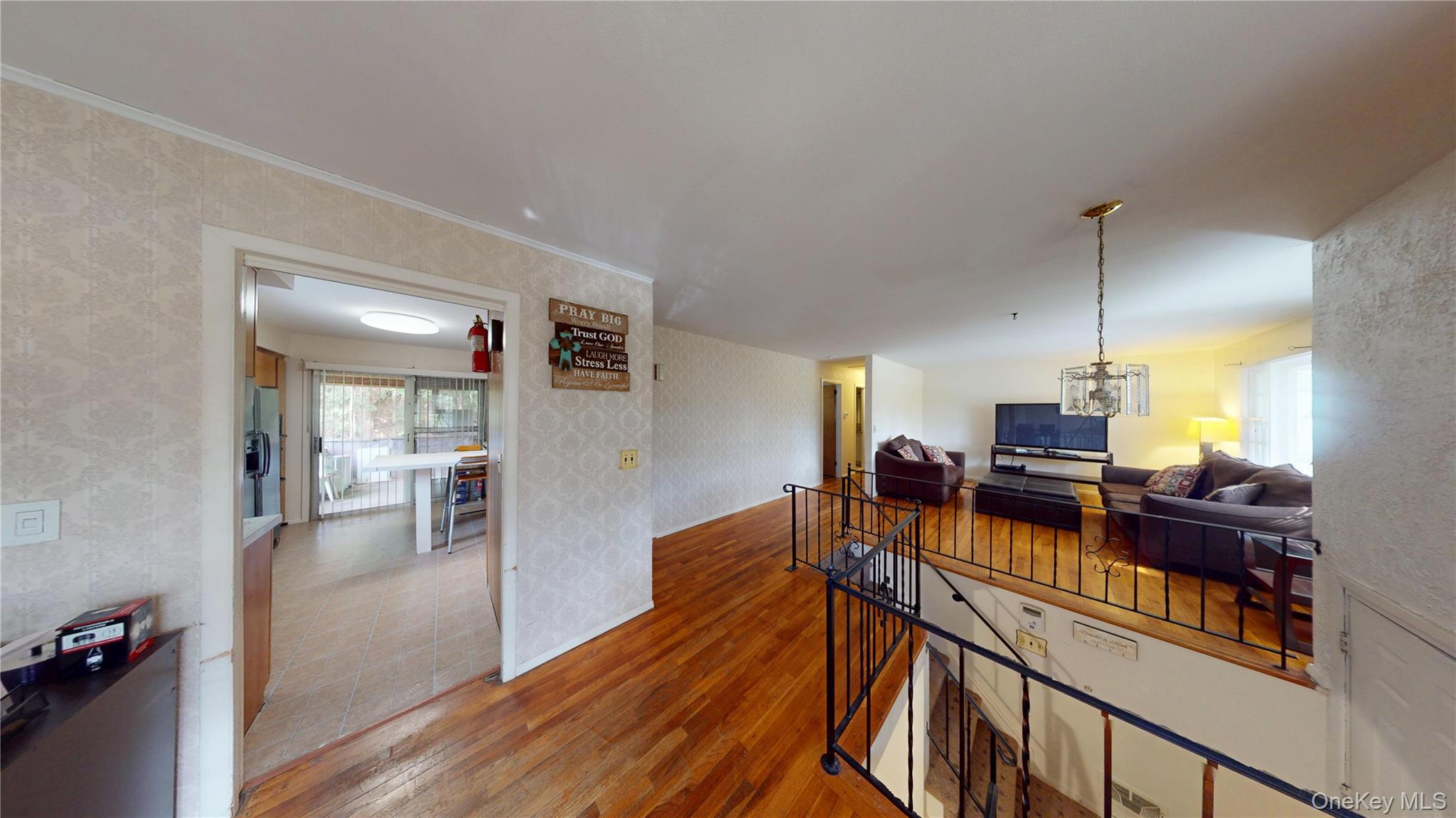 39 Van Terrace Property Photo 4