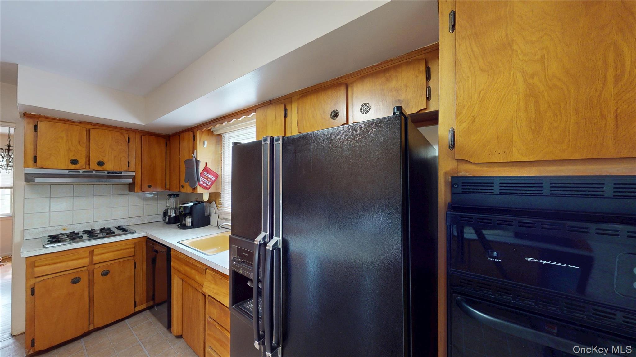 39 Van Terrace Property Photo 7