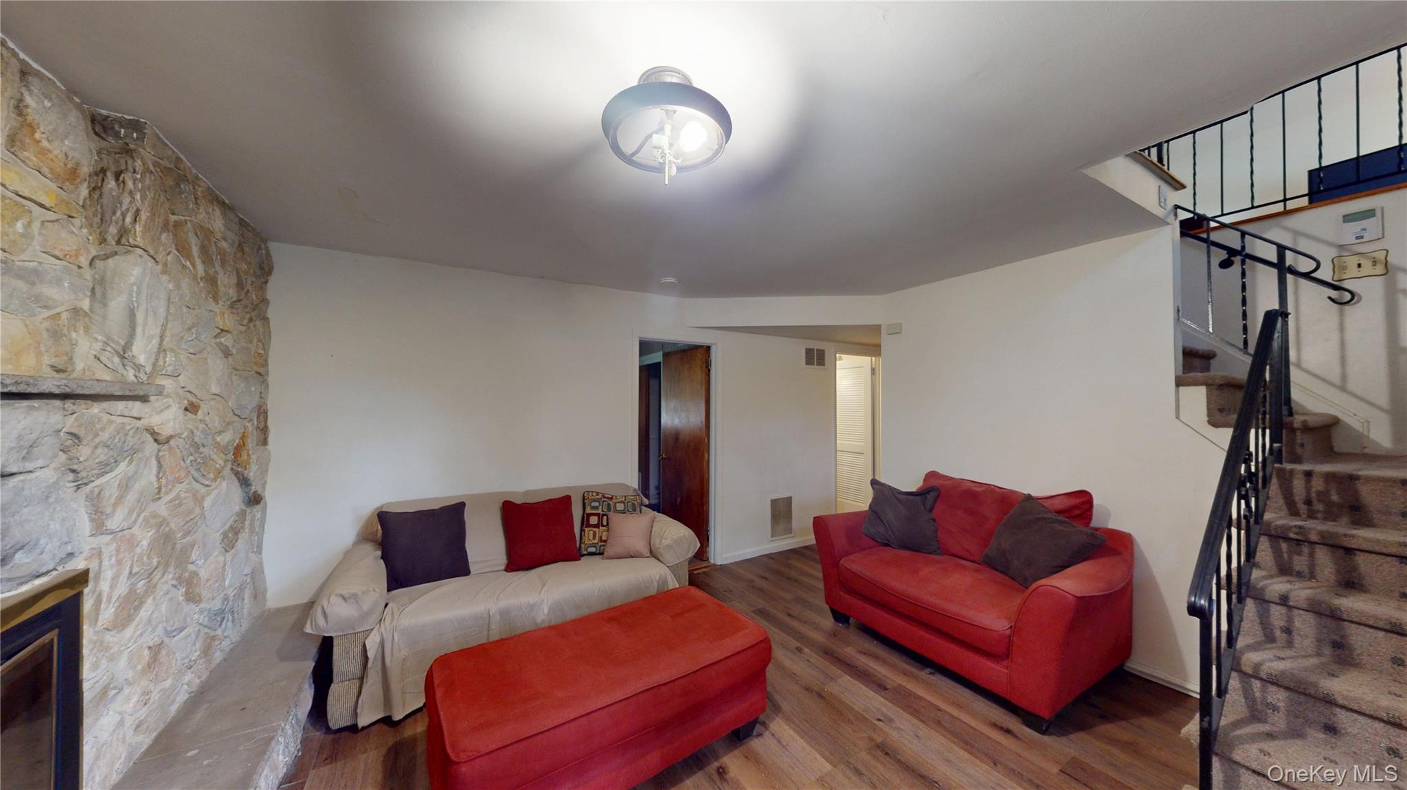39 Van Terrace Property Photo 15