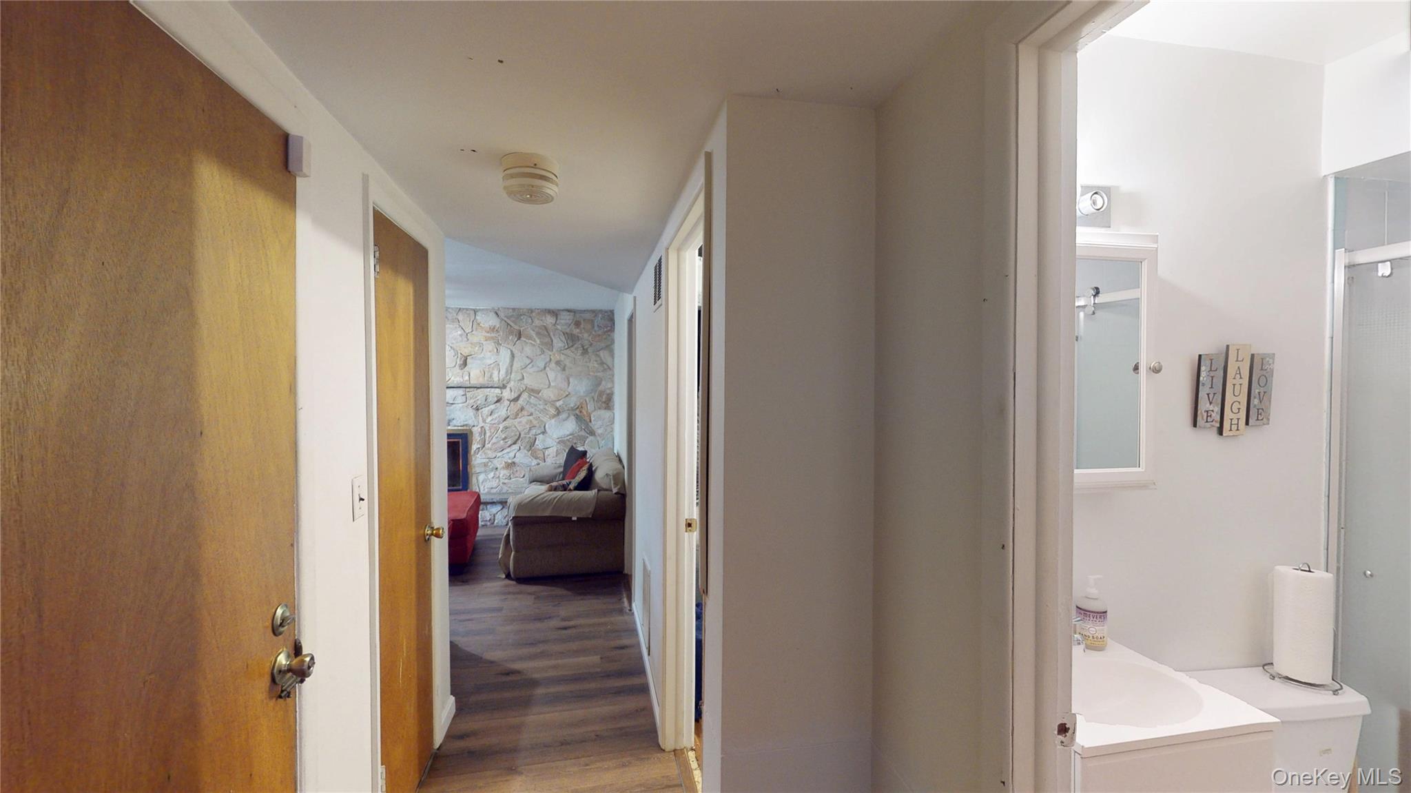 39 Van Terrace Property Photo 16