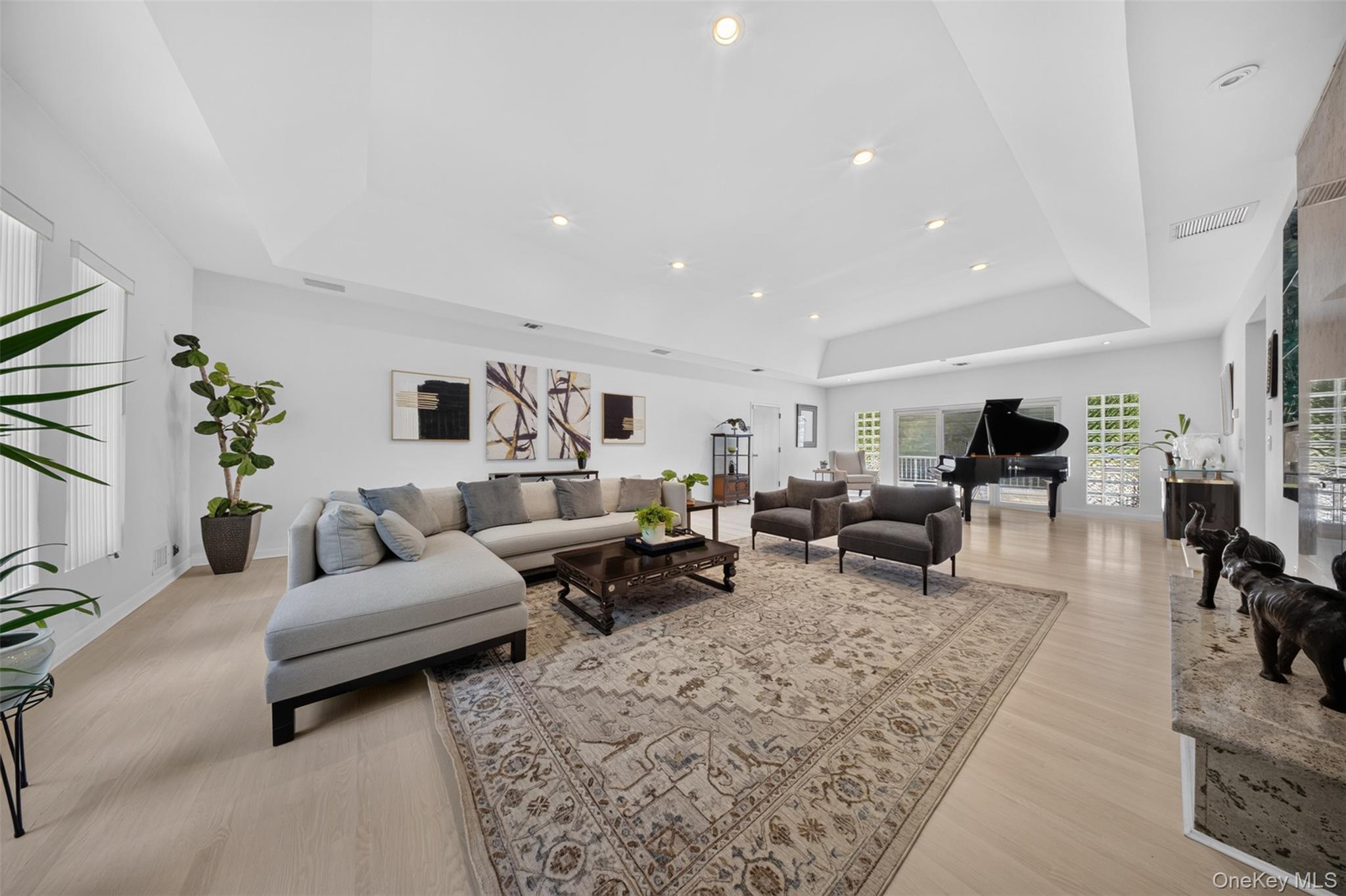8 Victorian Lane Property Photo 9
