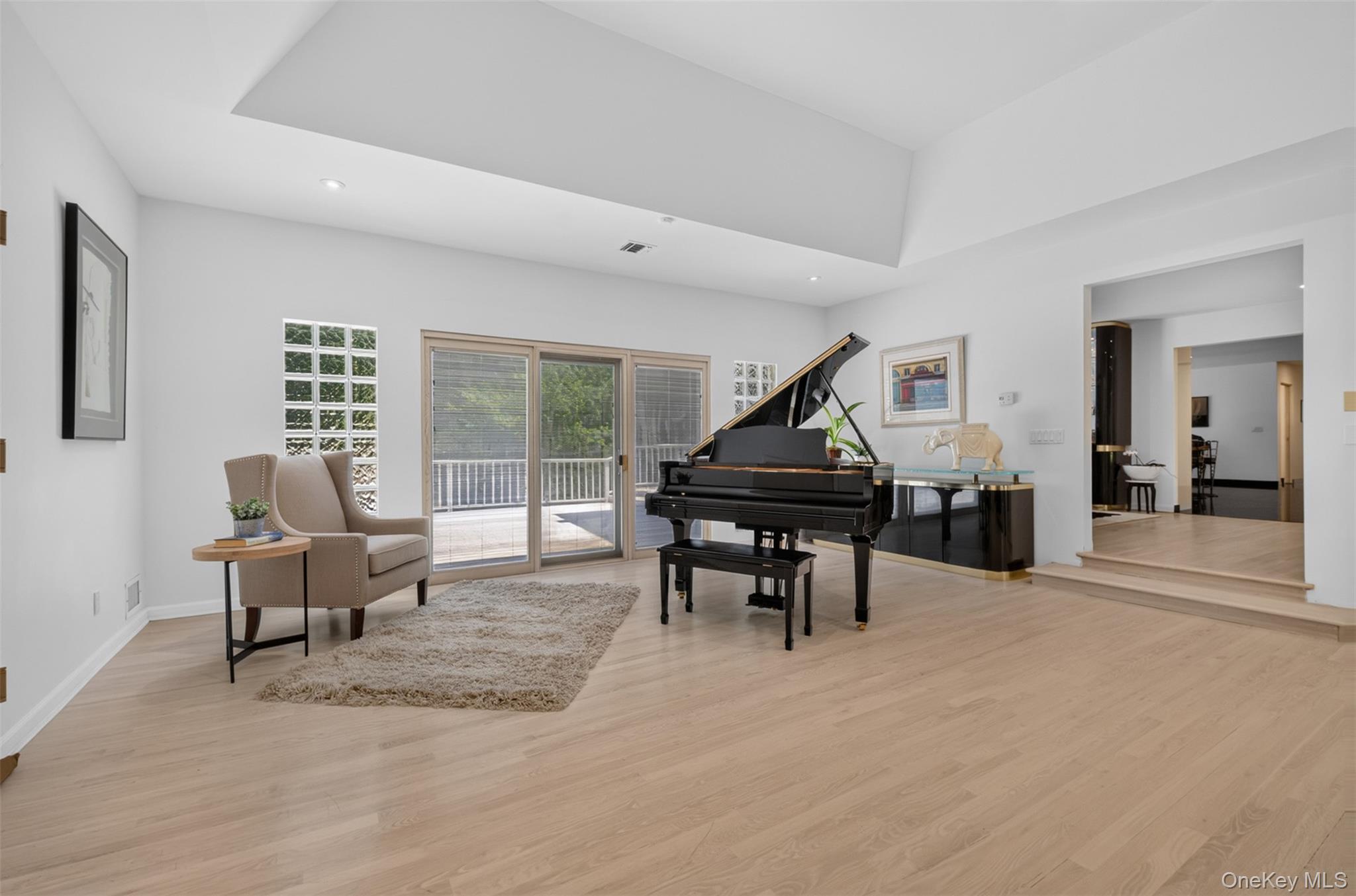 8 Victorian Lane Property Photo 10