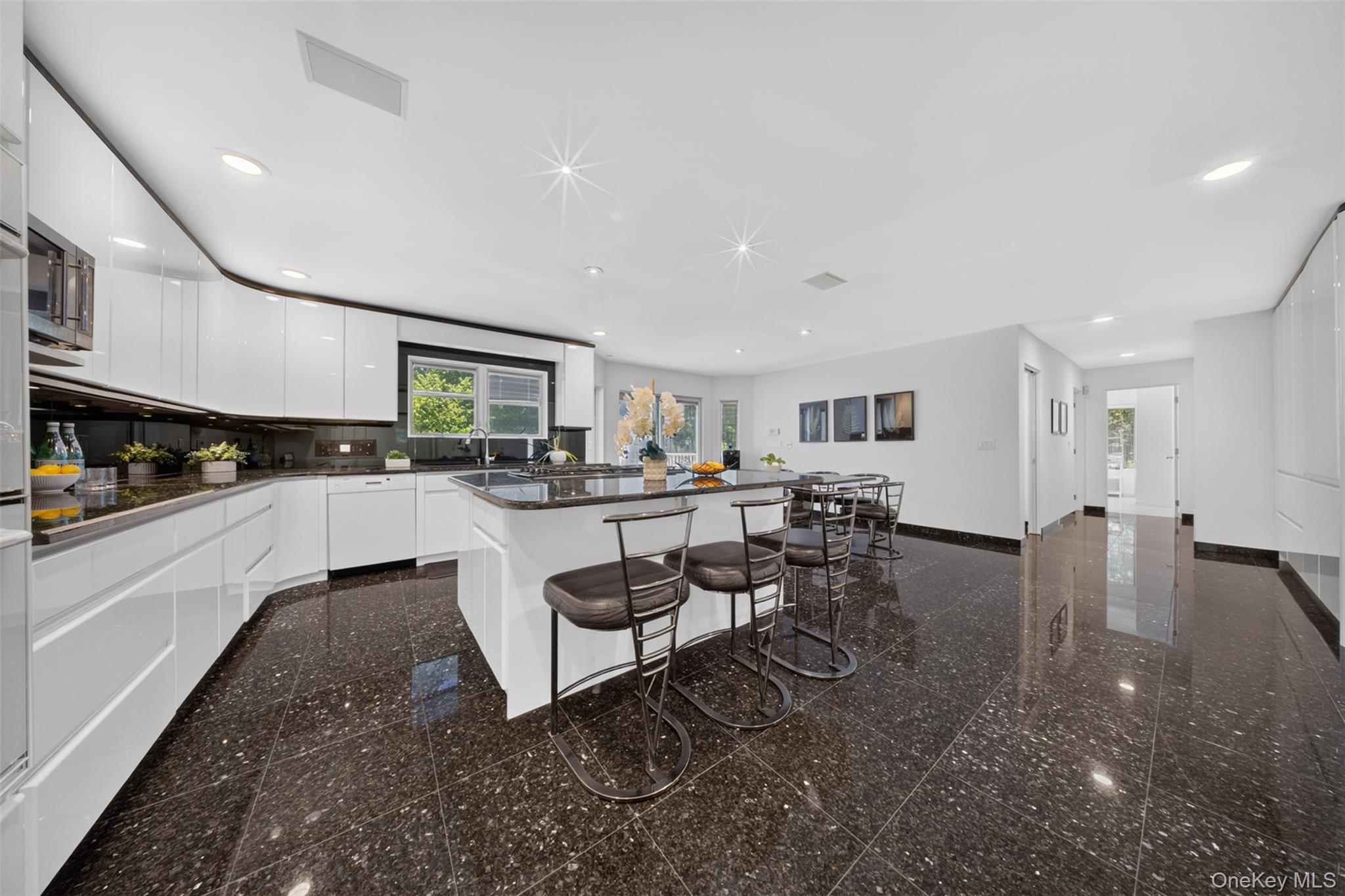 8 Victorian Lane Property Photo 18