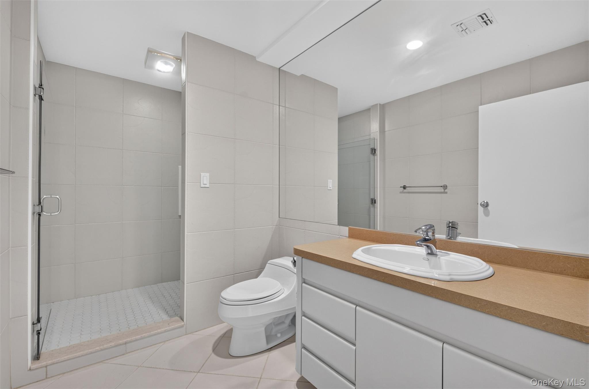 8 Victorian Lane Property Photo 39