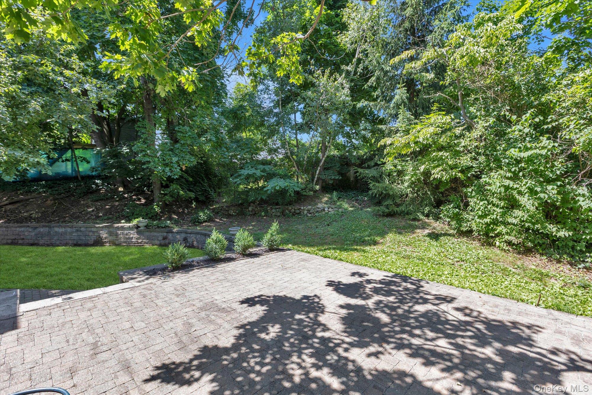 16 Meath Avenue Property Photo 23
