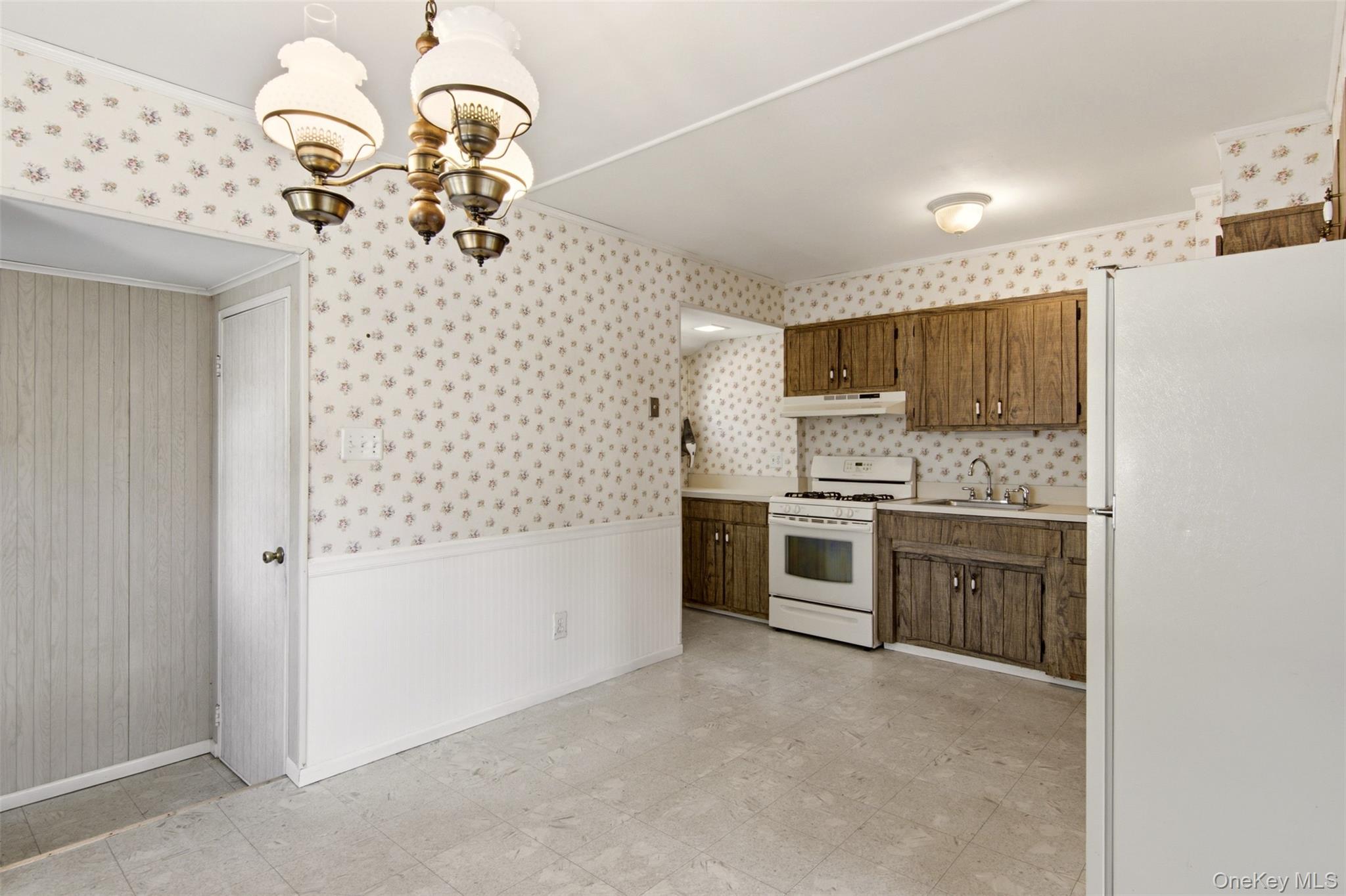 34 Hollo Drive Property Photo 10