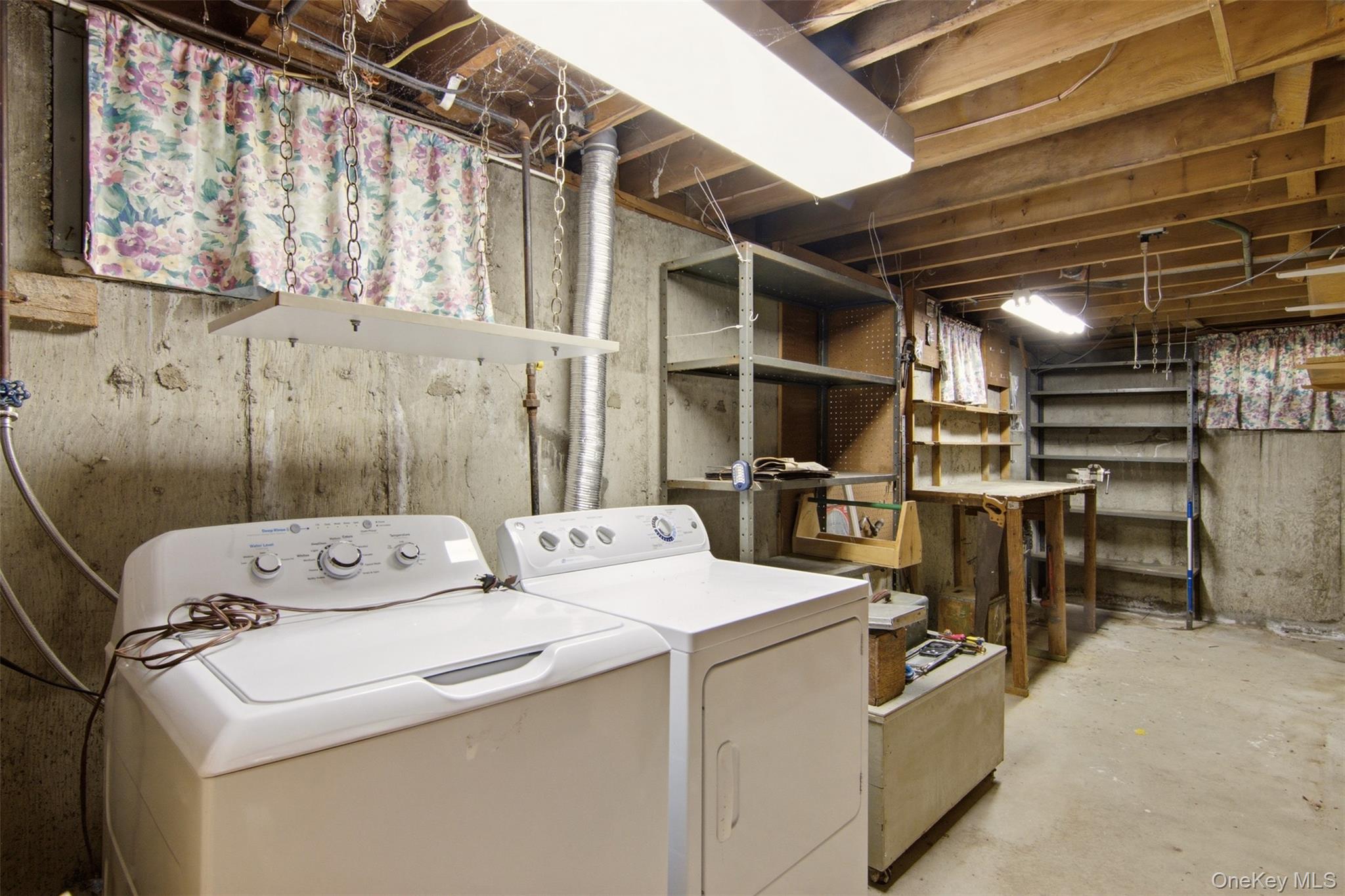 34 Hollo Drive Property Photo 23