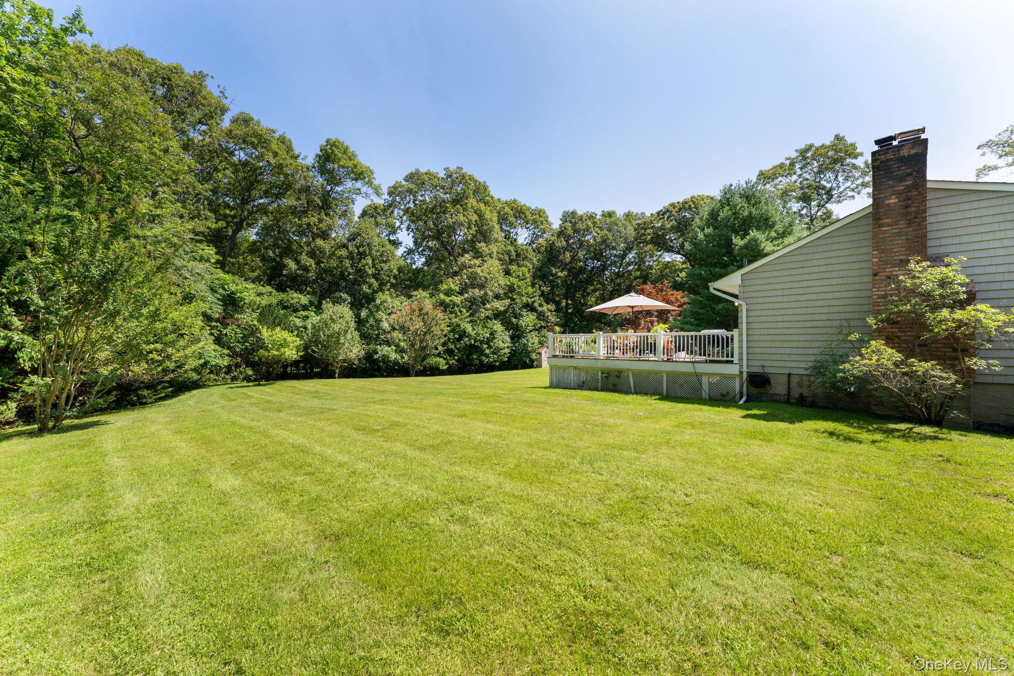 25 Brewster Avenue Property Photo 27