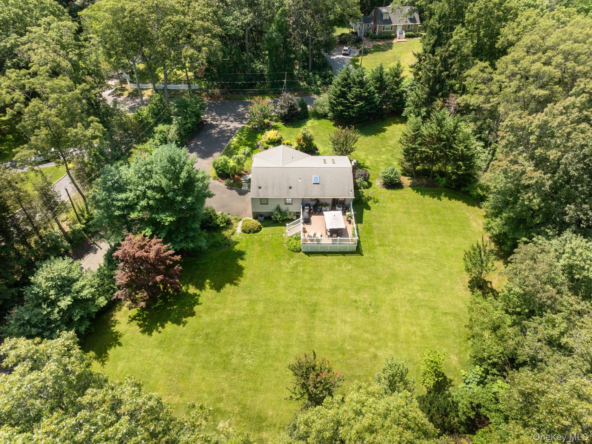 25 Brewster Avenue Property Photo 31
