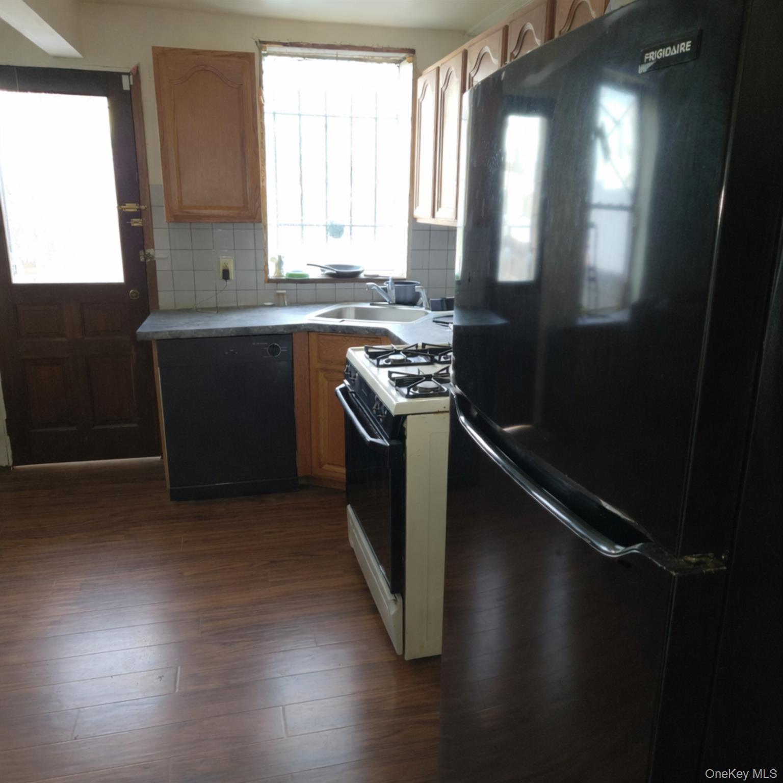 9145 85th Street Property Photo 8