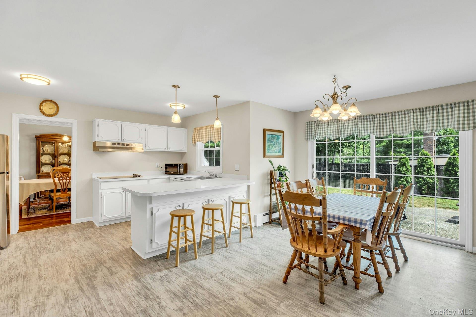 23 Bently Lane Property Photo 10
