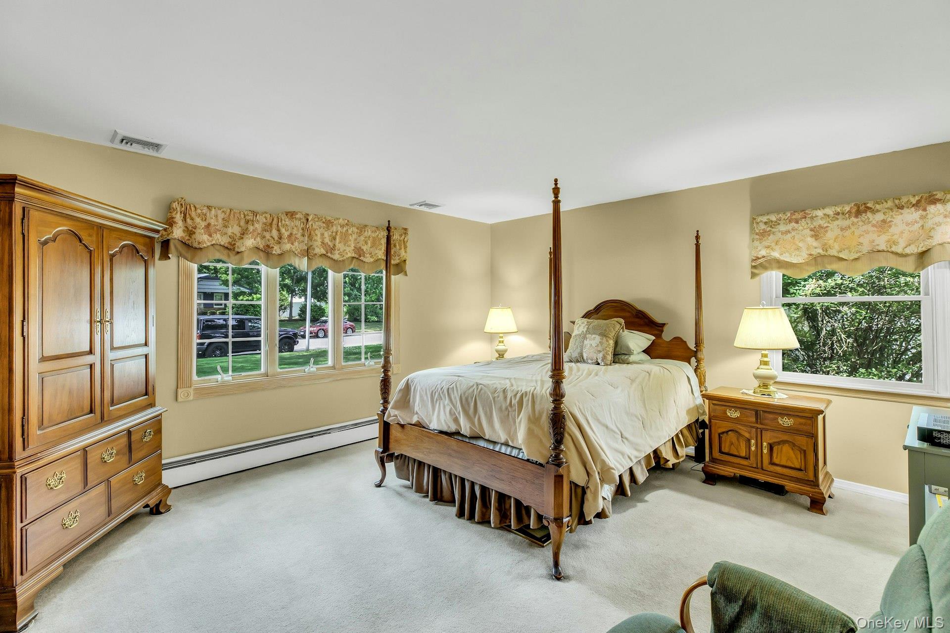 23 Bently Lane Property Photo 14