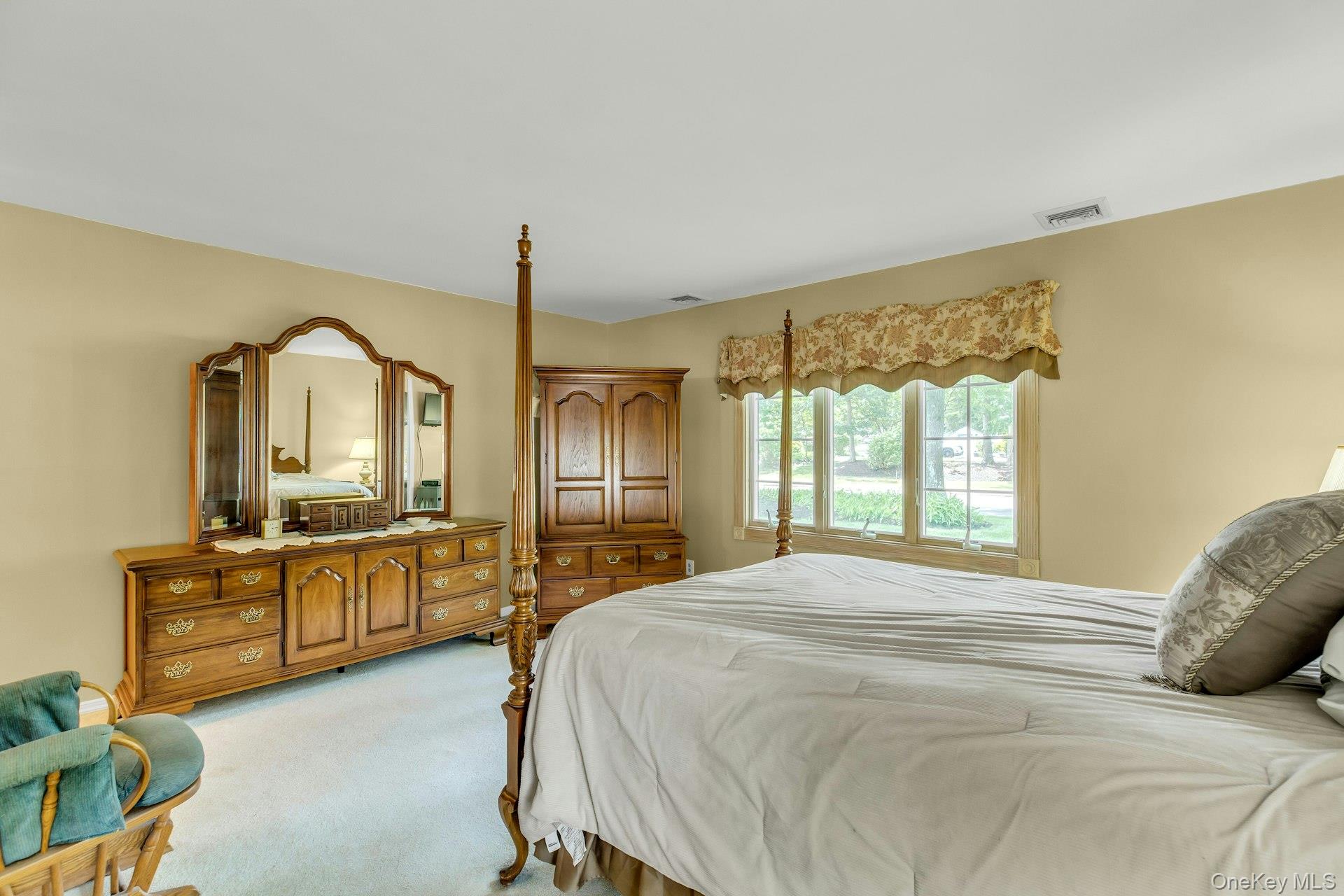 23 Bently Lane Property Photo 15