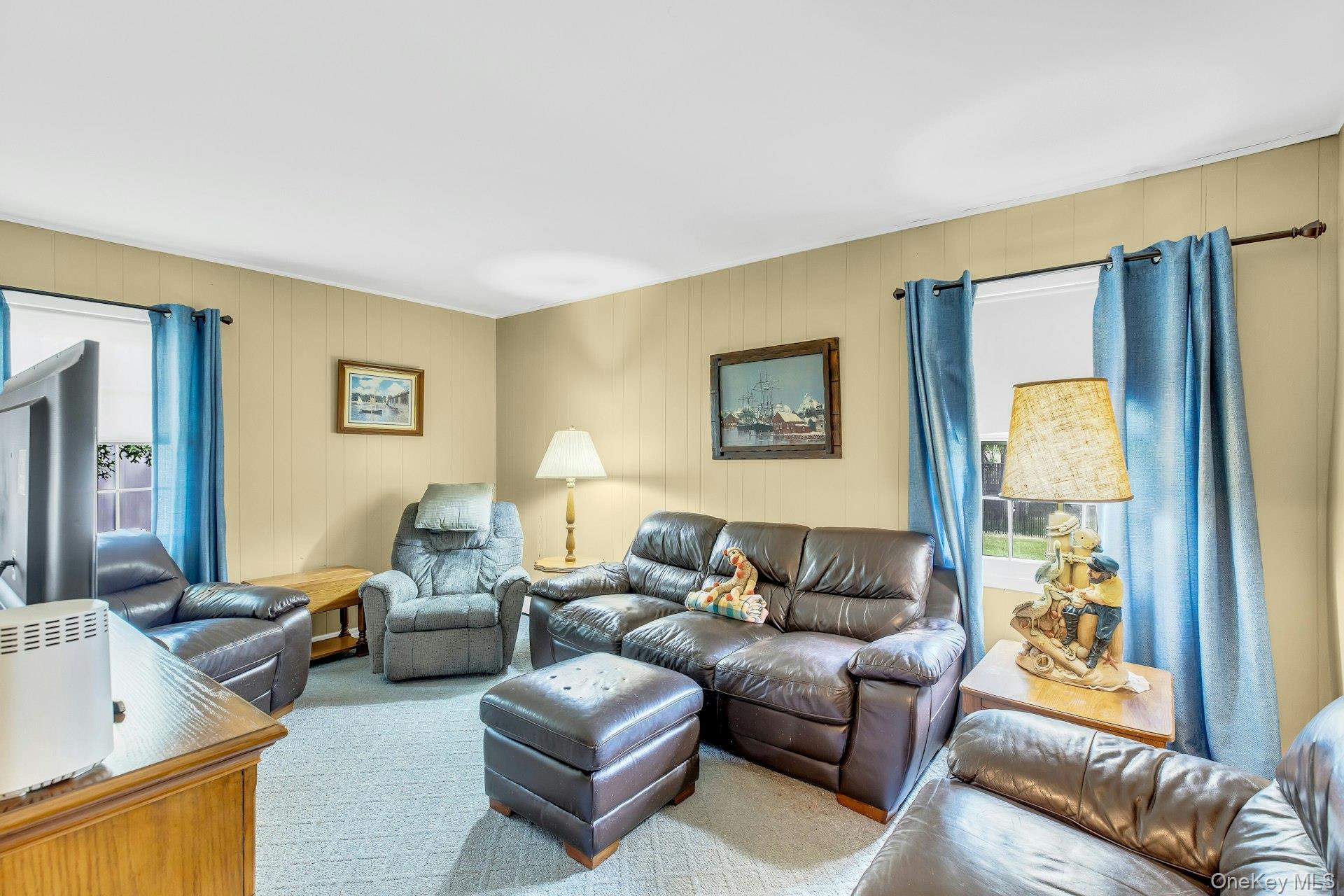 23 Bently Lane Property Photo 17