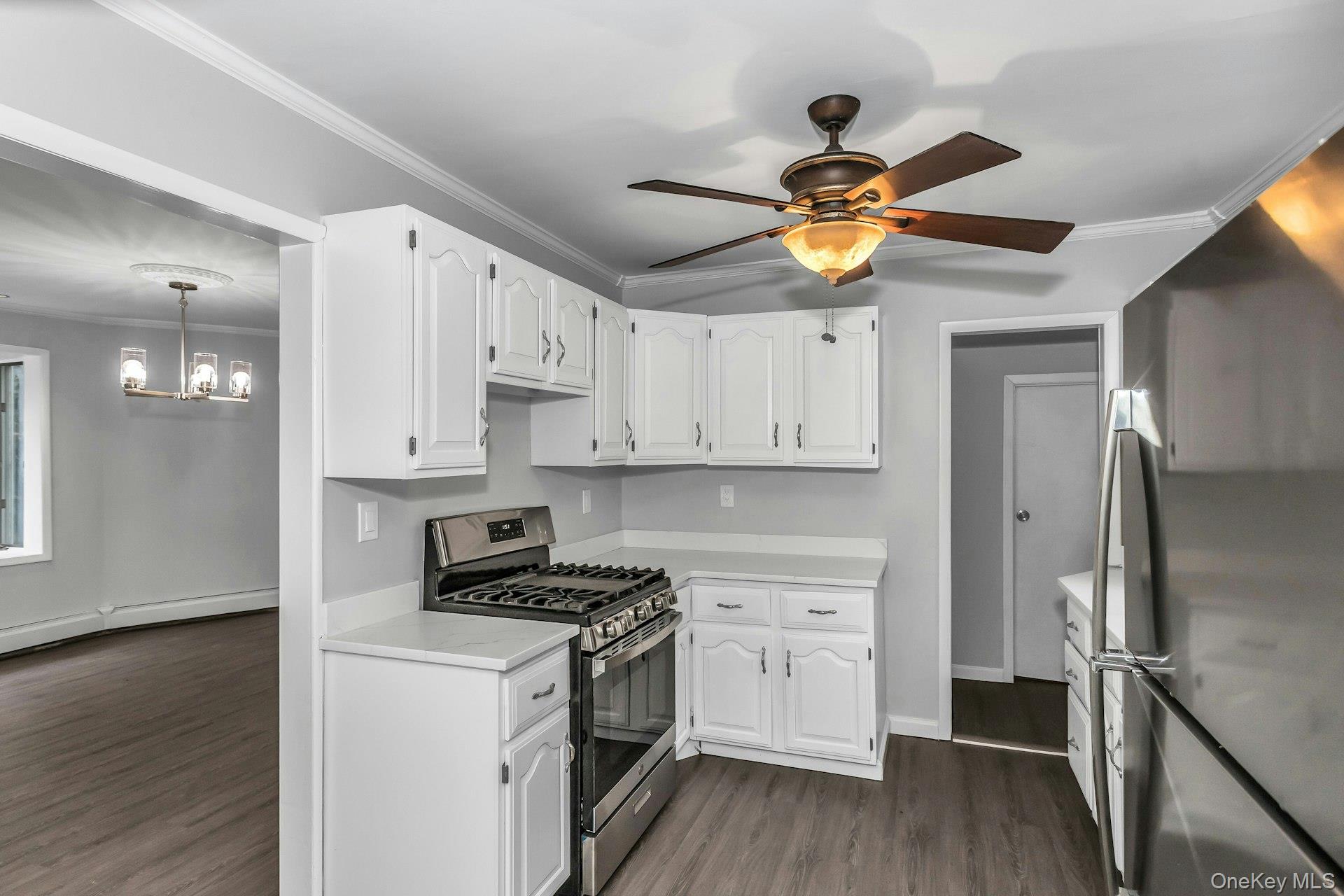 11 Merton Avenue Property Photo 13