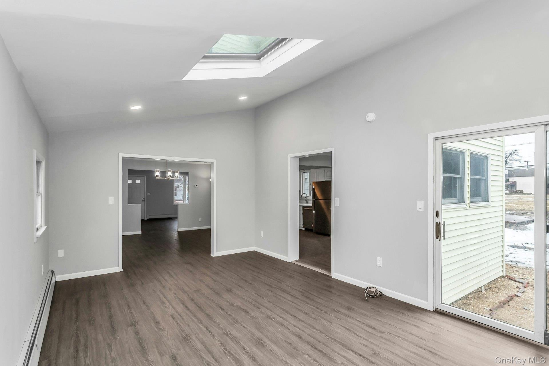 11 Merton Avenue Property Photo 16
