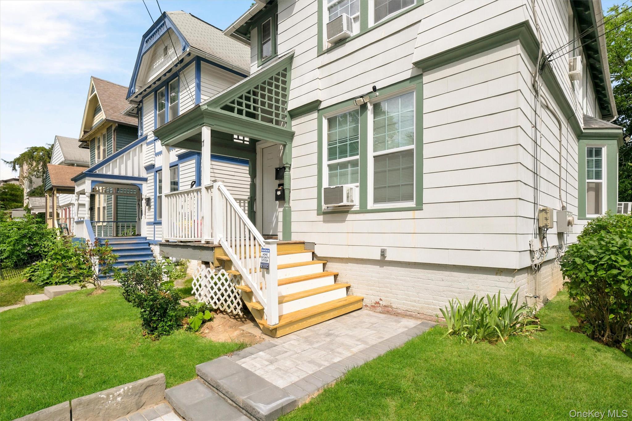 17 Carroll Street Property Photo 3