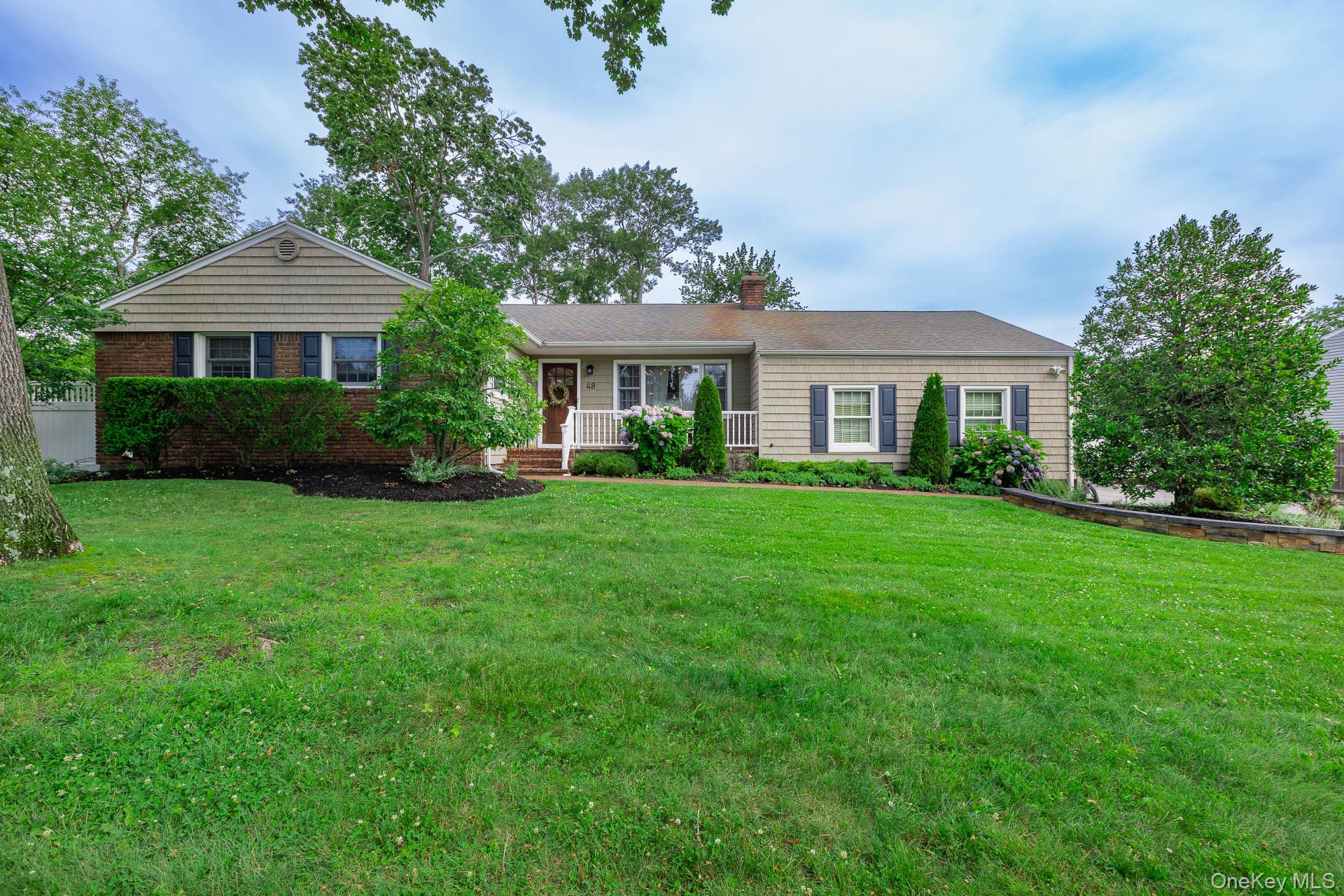 48 William Penn Drive Property Photo 1