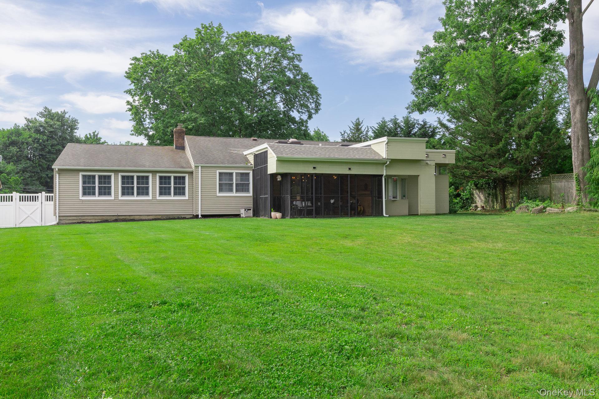 48 William Penn Drive Property Photo 40
