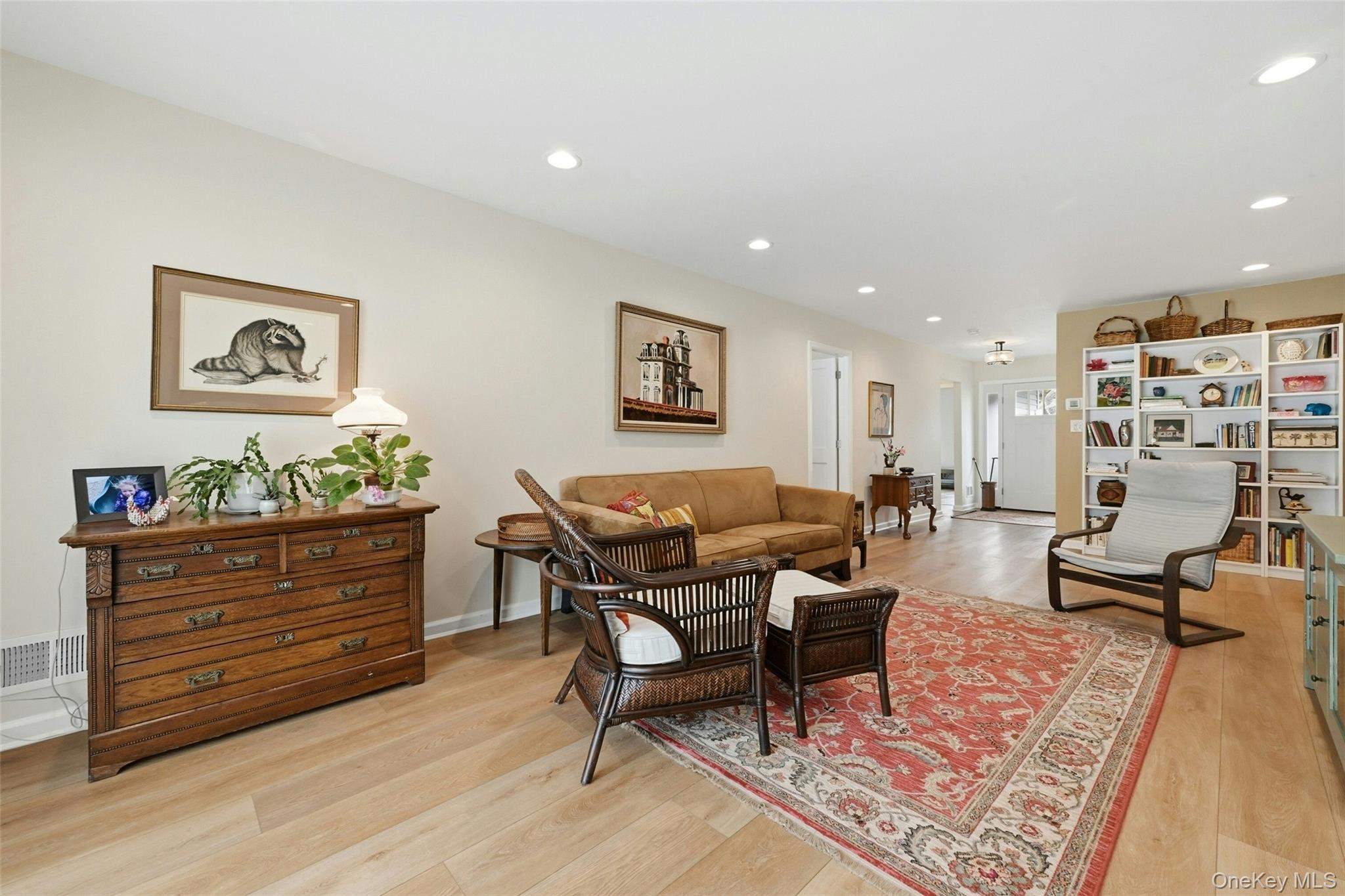 210 Elton Court Property Photo 6