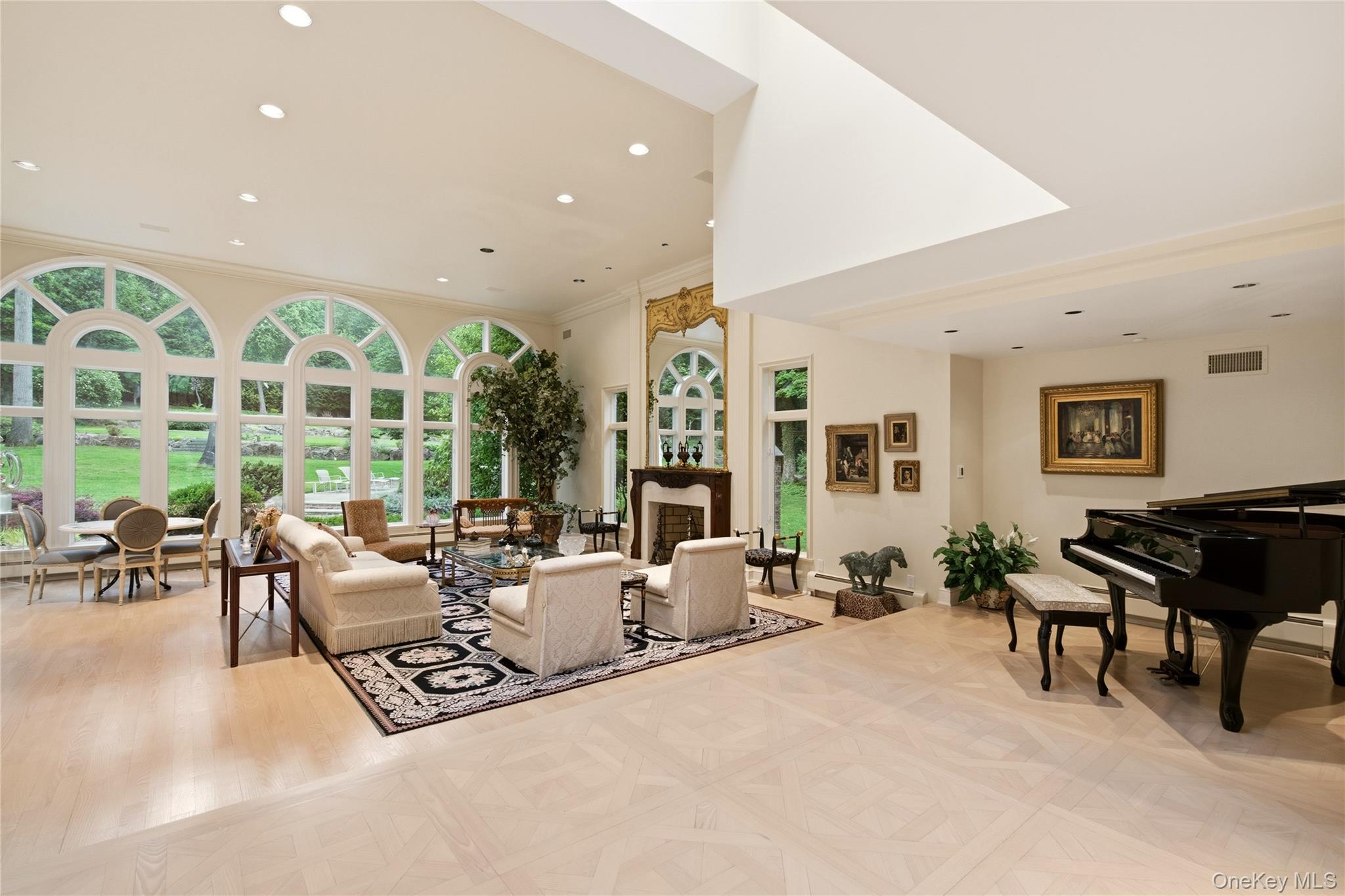 5 Victorian Lane Property Photo 5