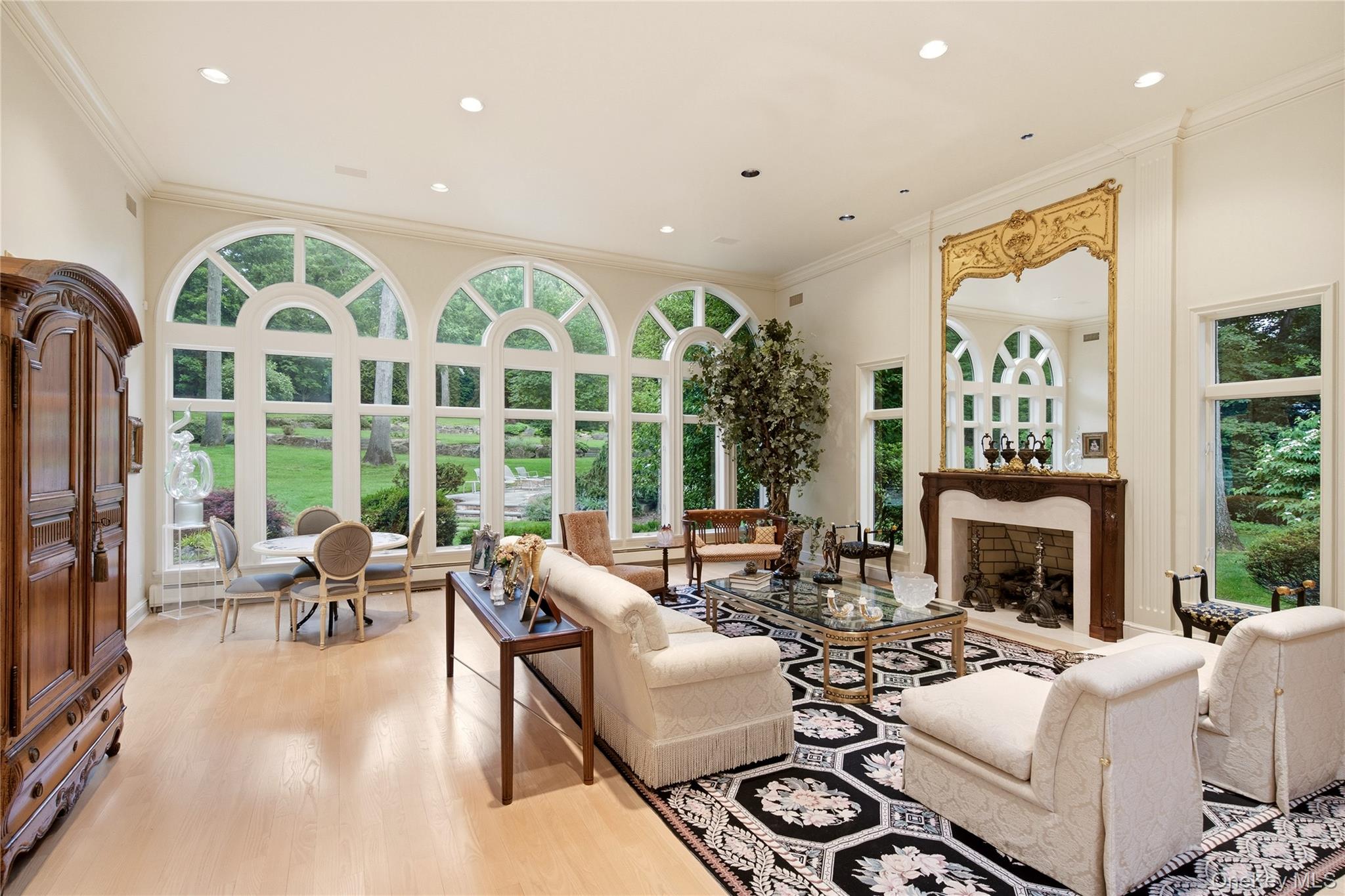 5 Victorian Lane Property Photo 6