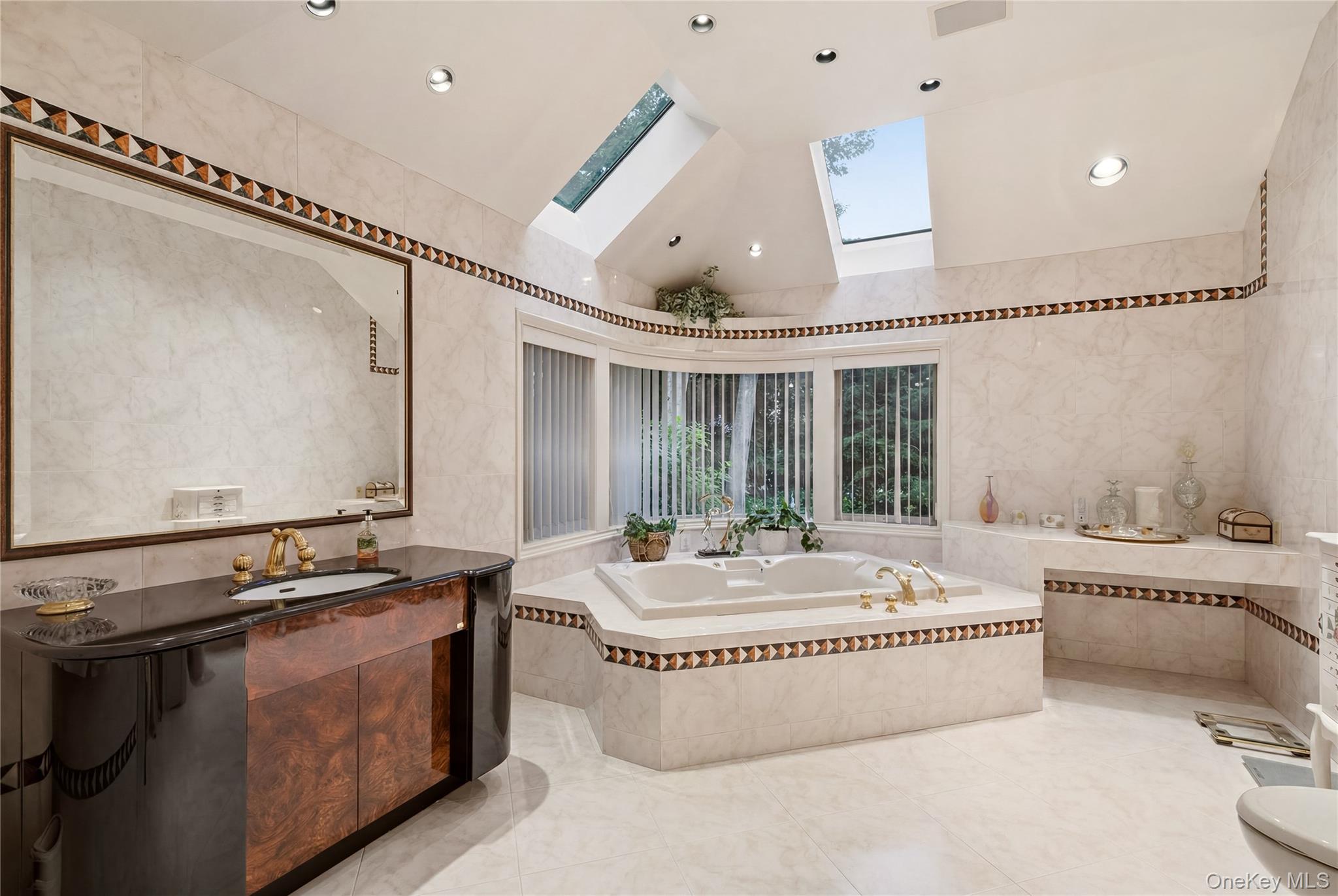 5 Victorian Lane Property Photo 18
