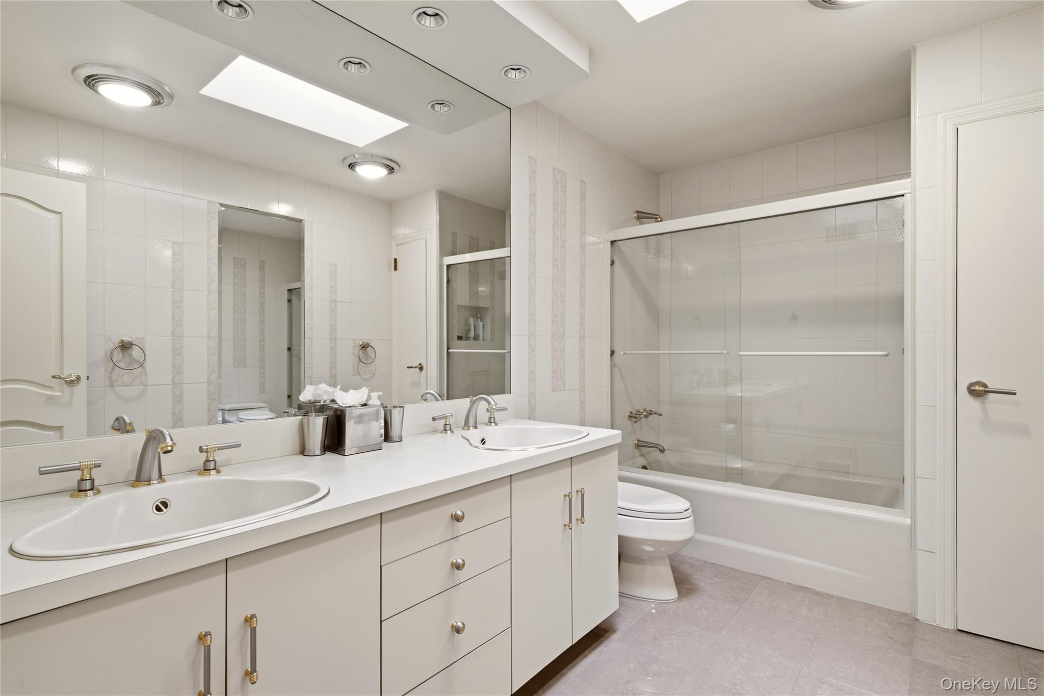 5 Victorian Lane Property Photo 25