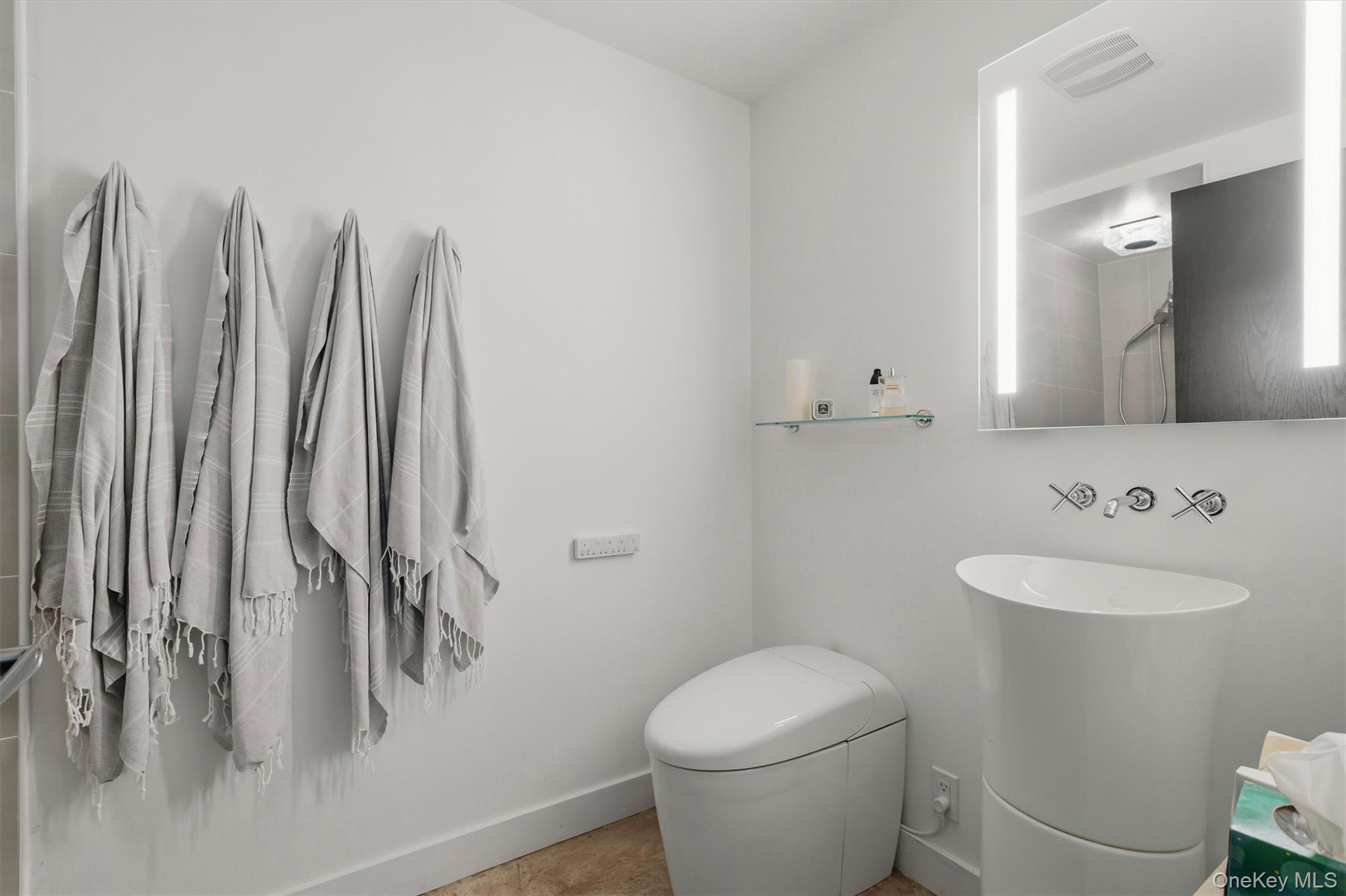 194 Mapes Road Property Photo 27