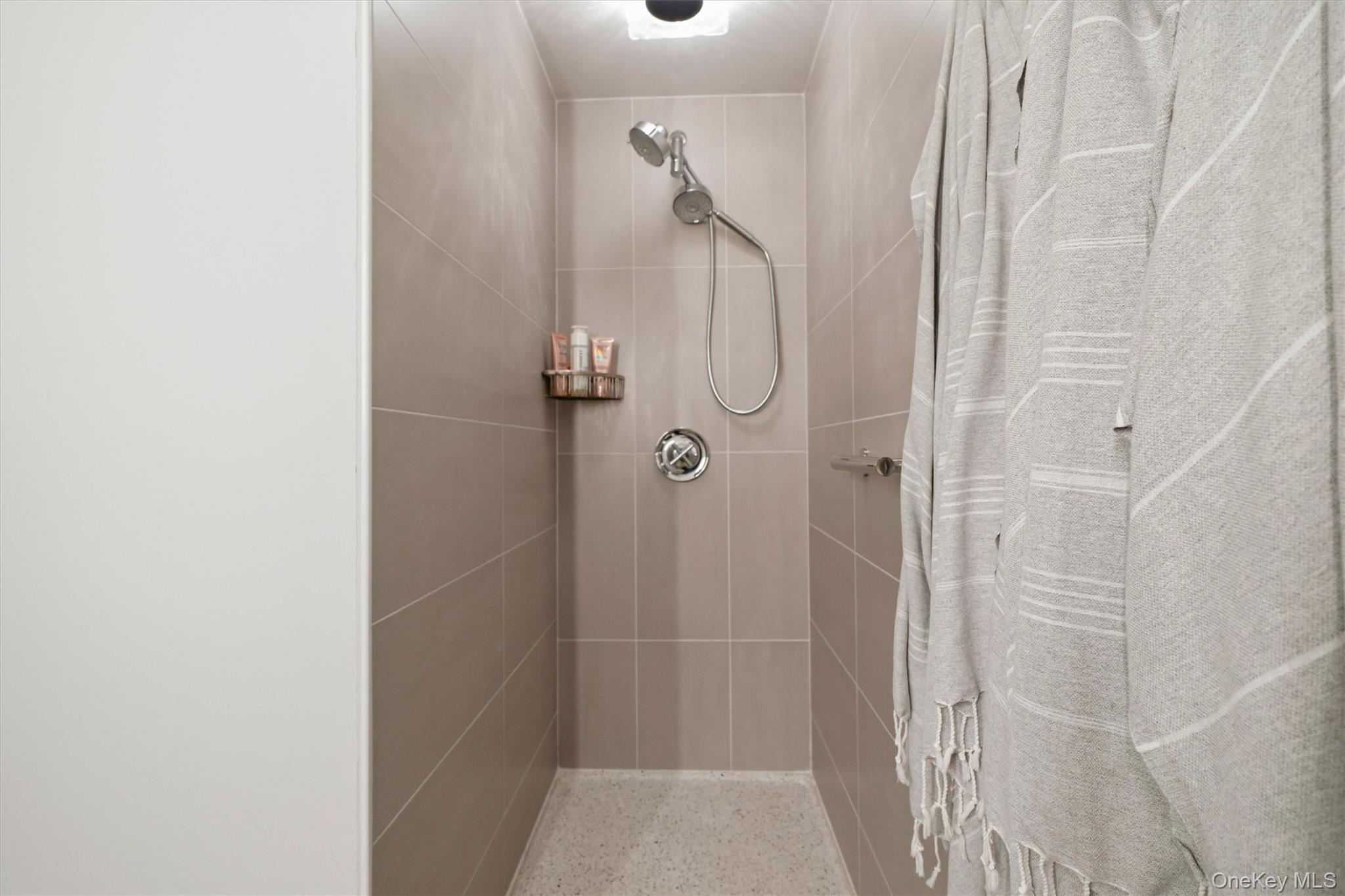 194 Mapes Road Property Photo 28