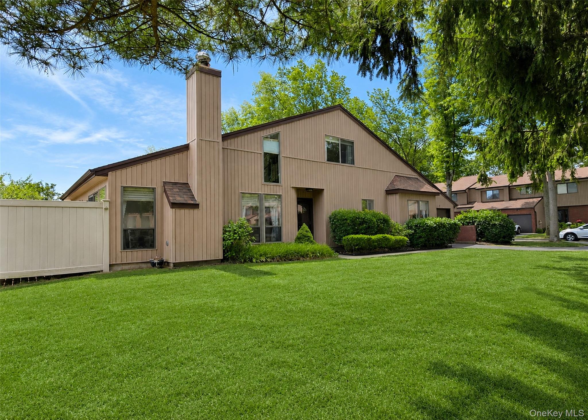 45 Timber Ridge Drive Property Photo 2