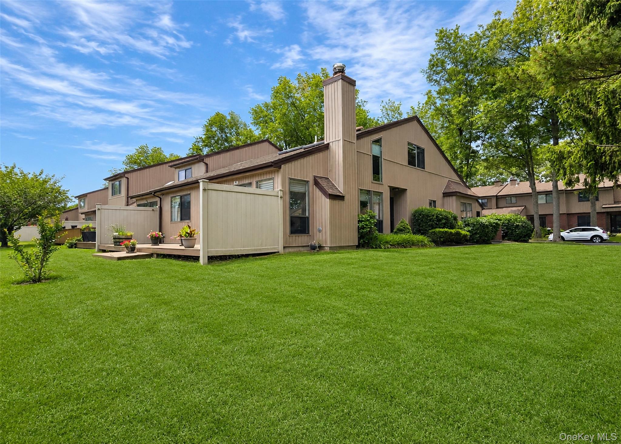 45 Timber Ridge Drive Property Photo 3