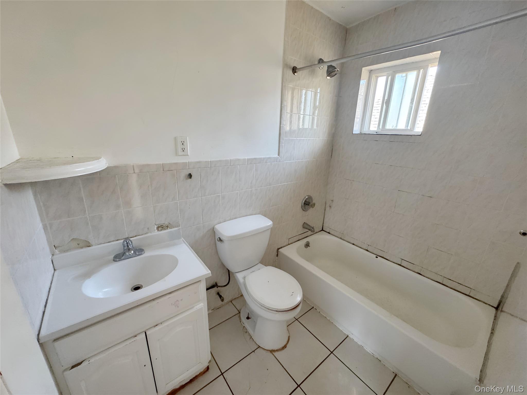 158-12 85th Avenue Property Photo 10
