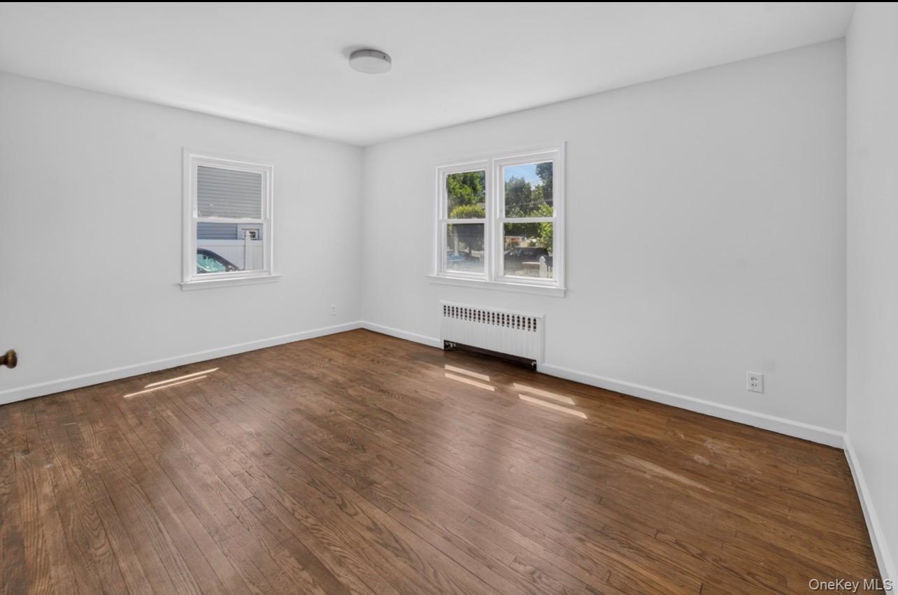5 E 4th Street Property Photo 21