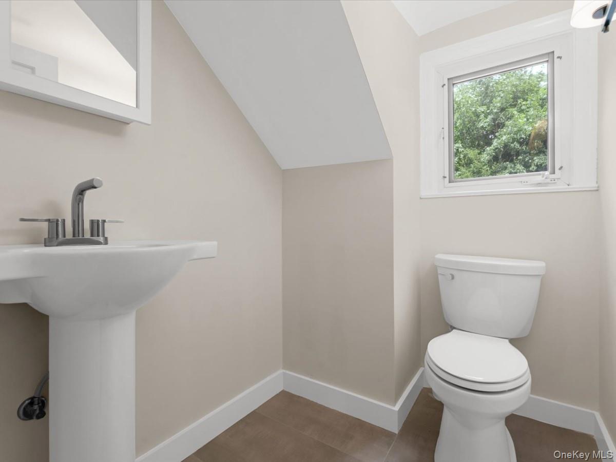 178 Overlook Avenue Property Photo 21