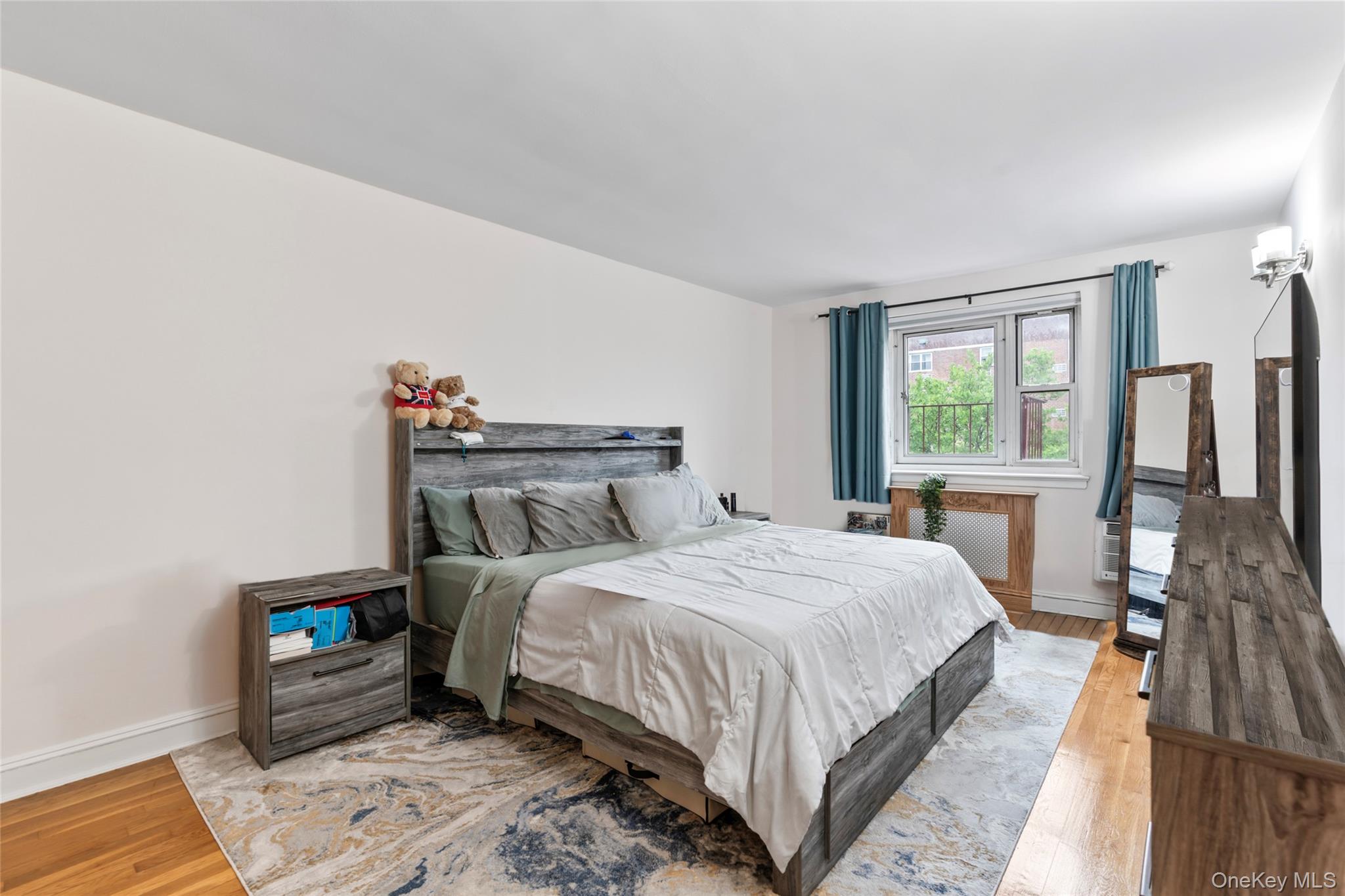 88-12 151 Avenue 4b Property Photo 11