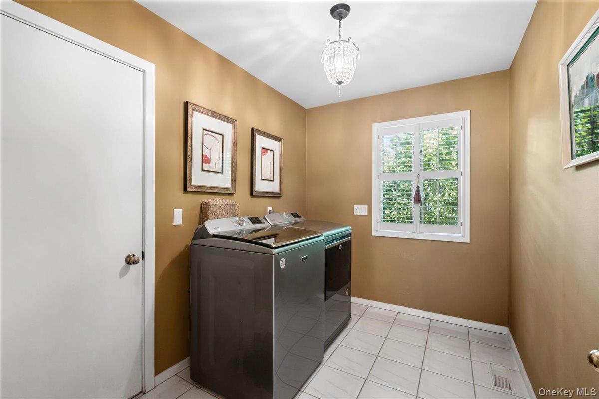 163 Mount Airy Road Property Photo 22
