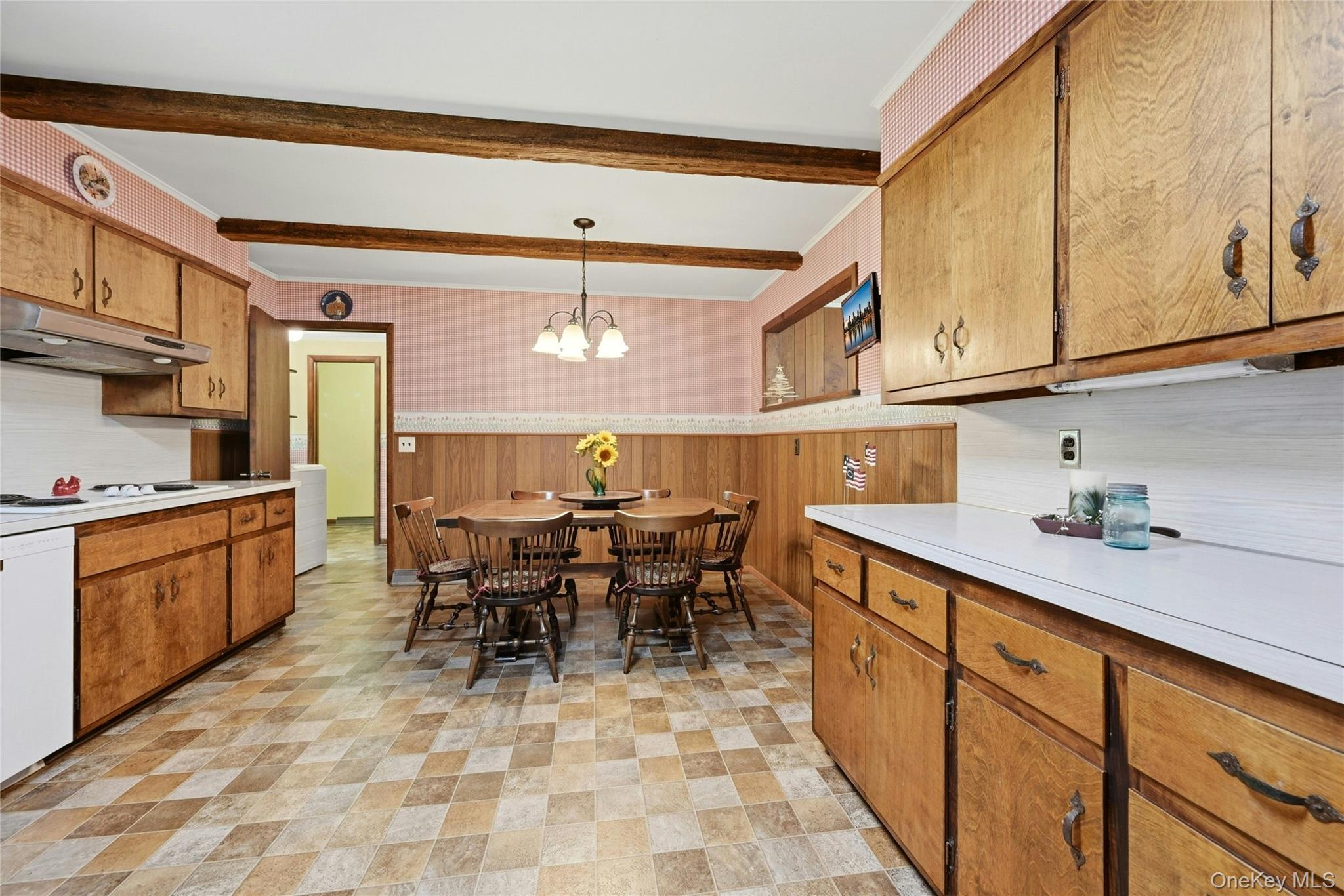 230 Booth Road Property Photo 8