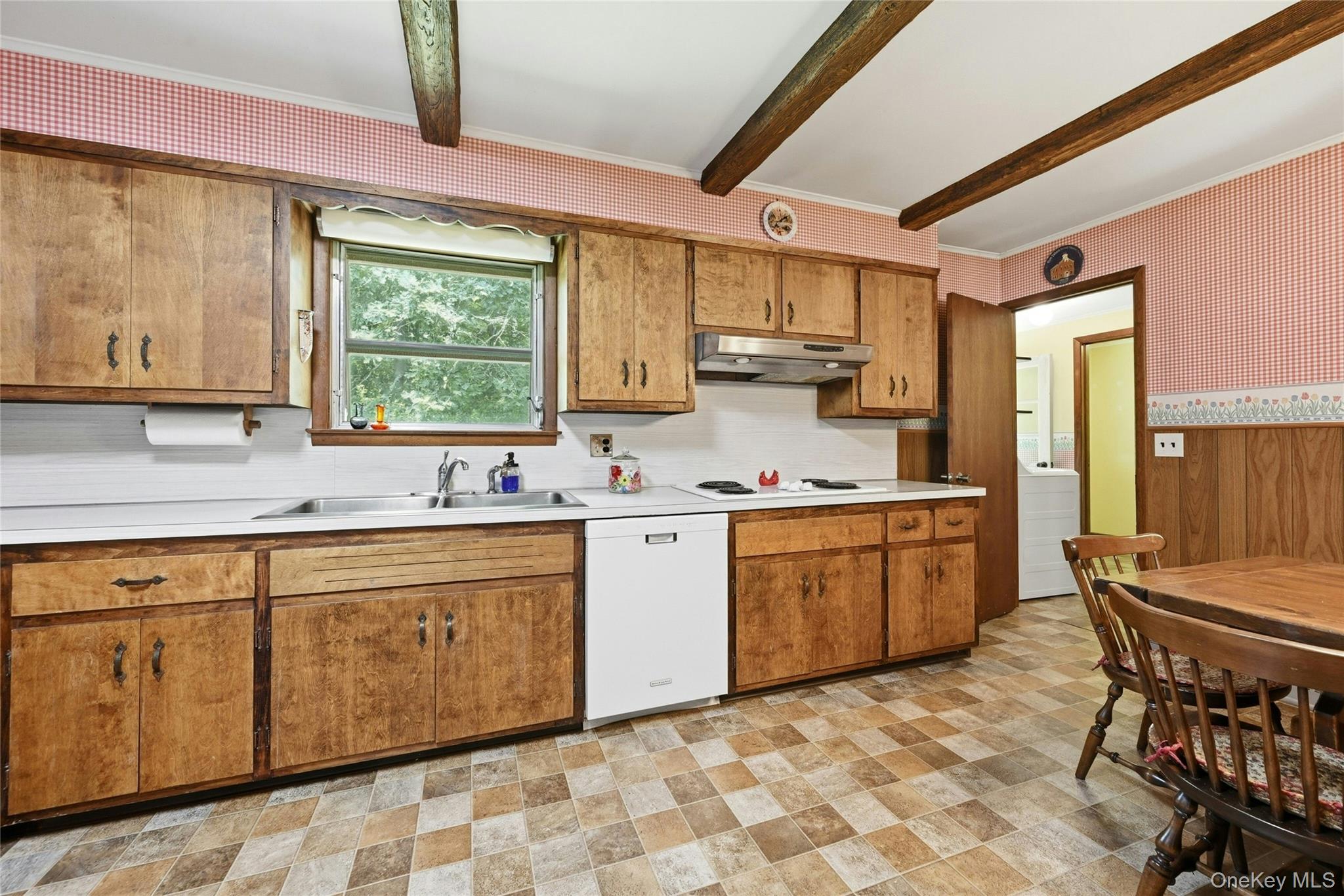 230 Booth Road Property Photo 9
