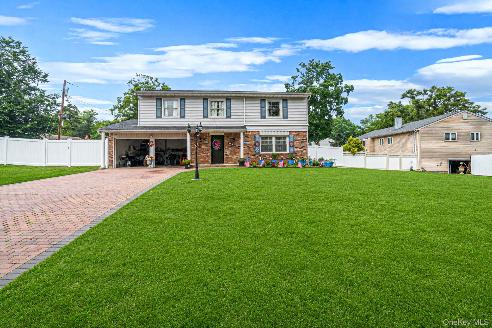 23 Essex Drive Property Photo 2