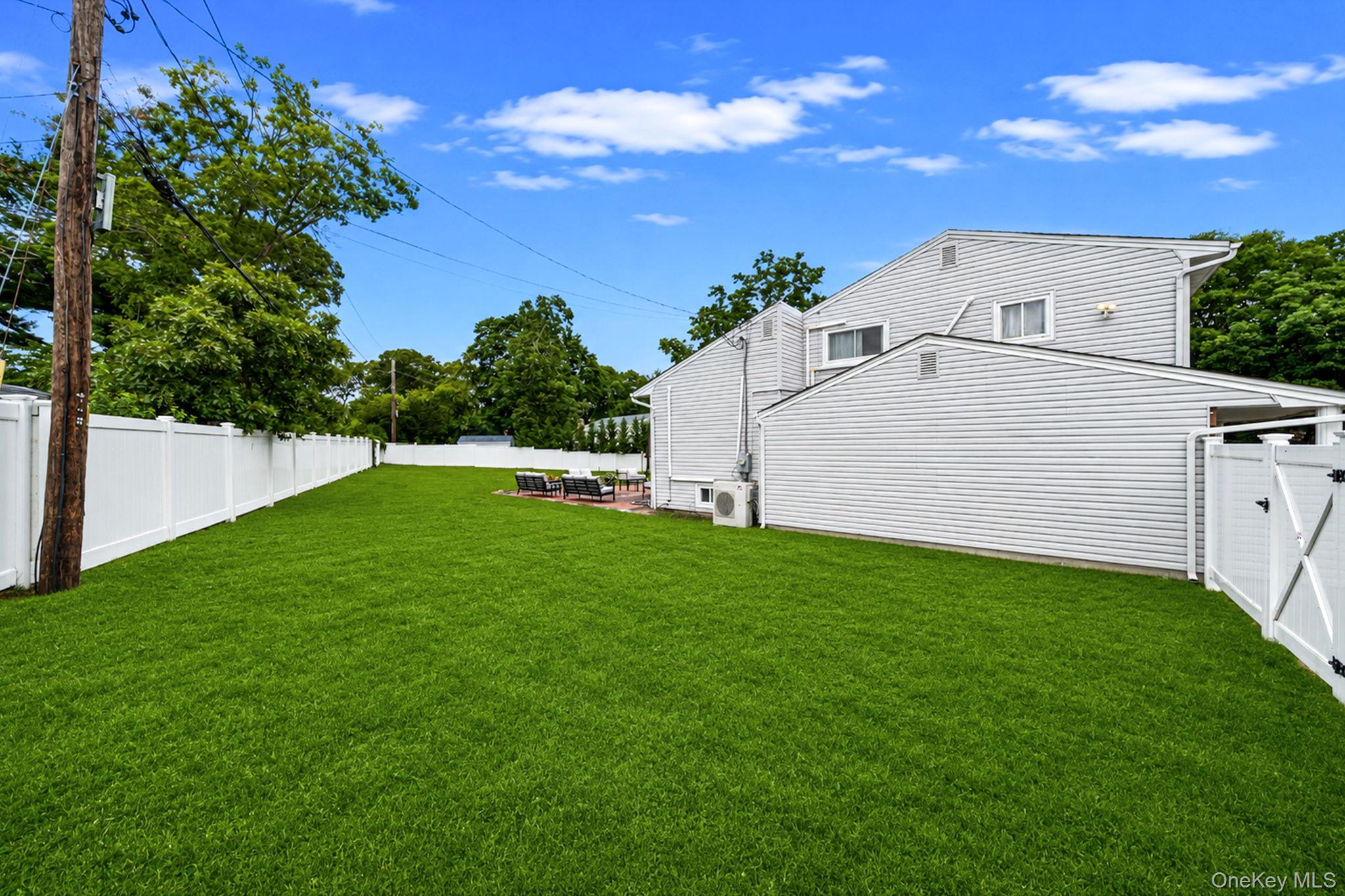 23 Essex Drive Property Photo 4