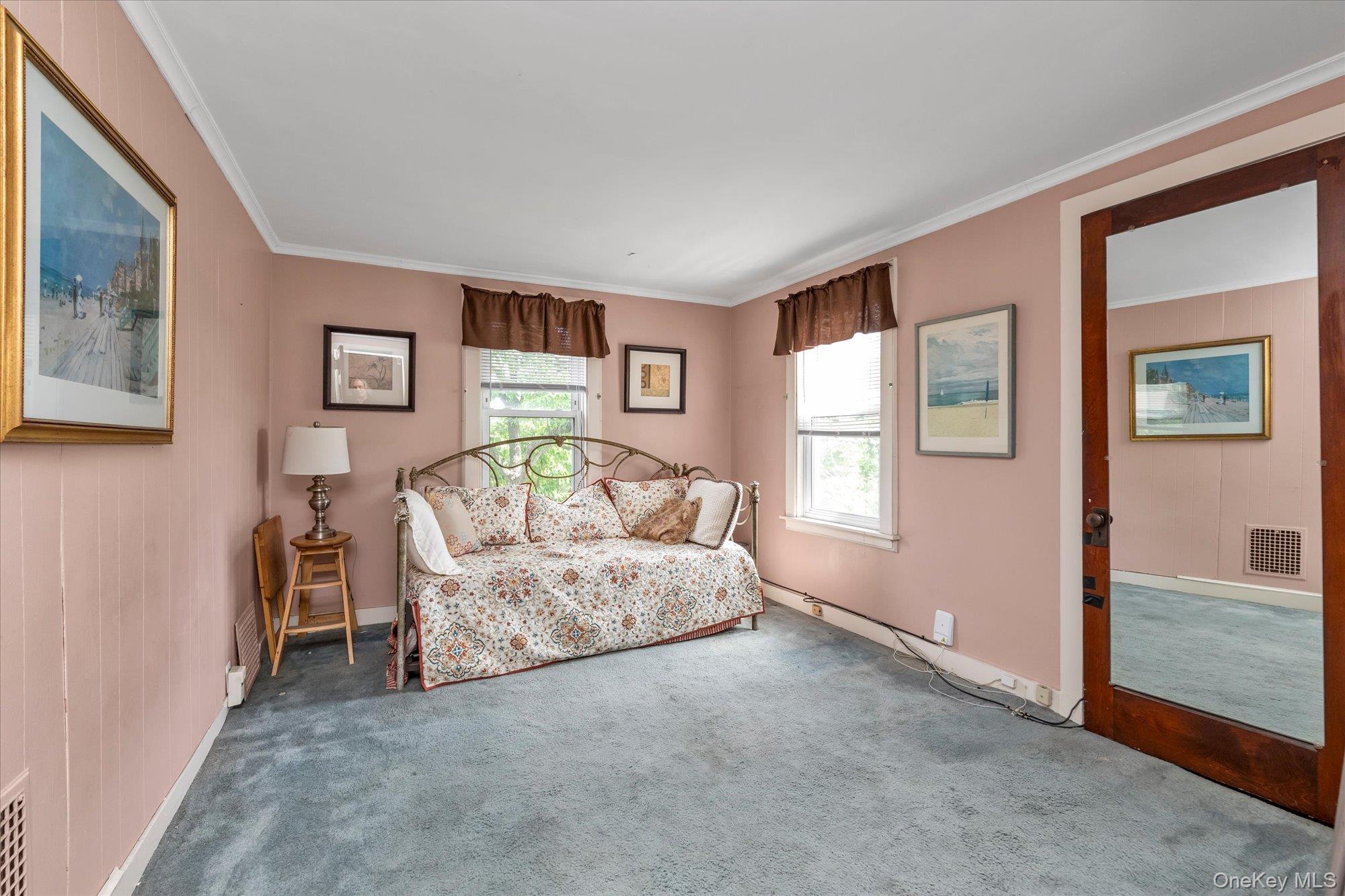 343 Nassau Boulevard Property Photo 13