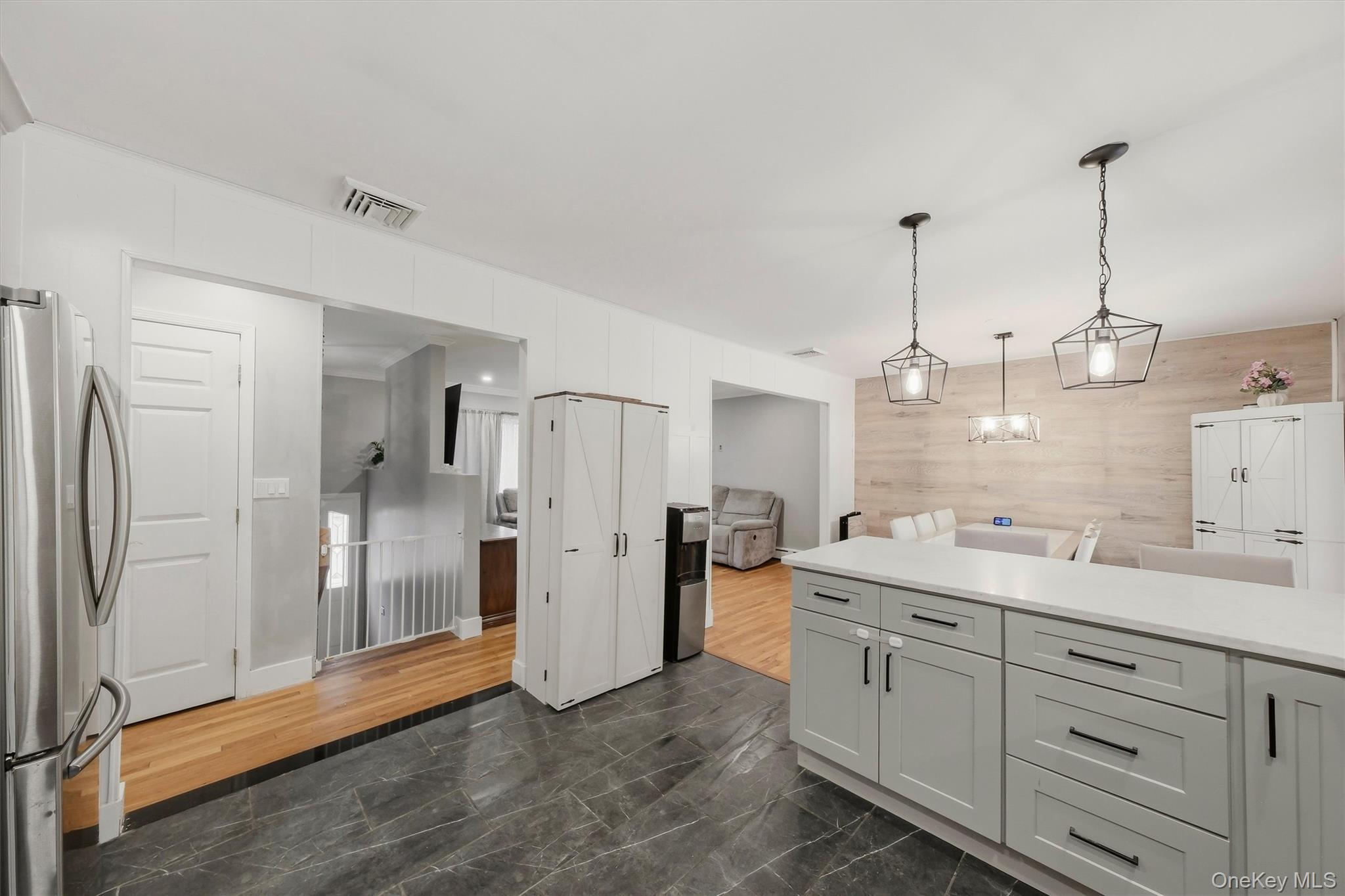 53 Everett Road Property Photo 16