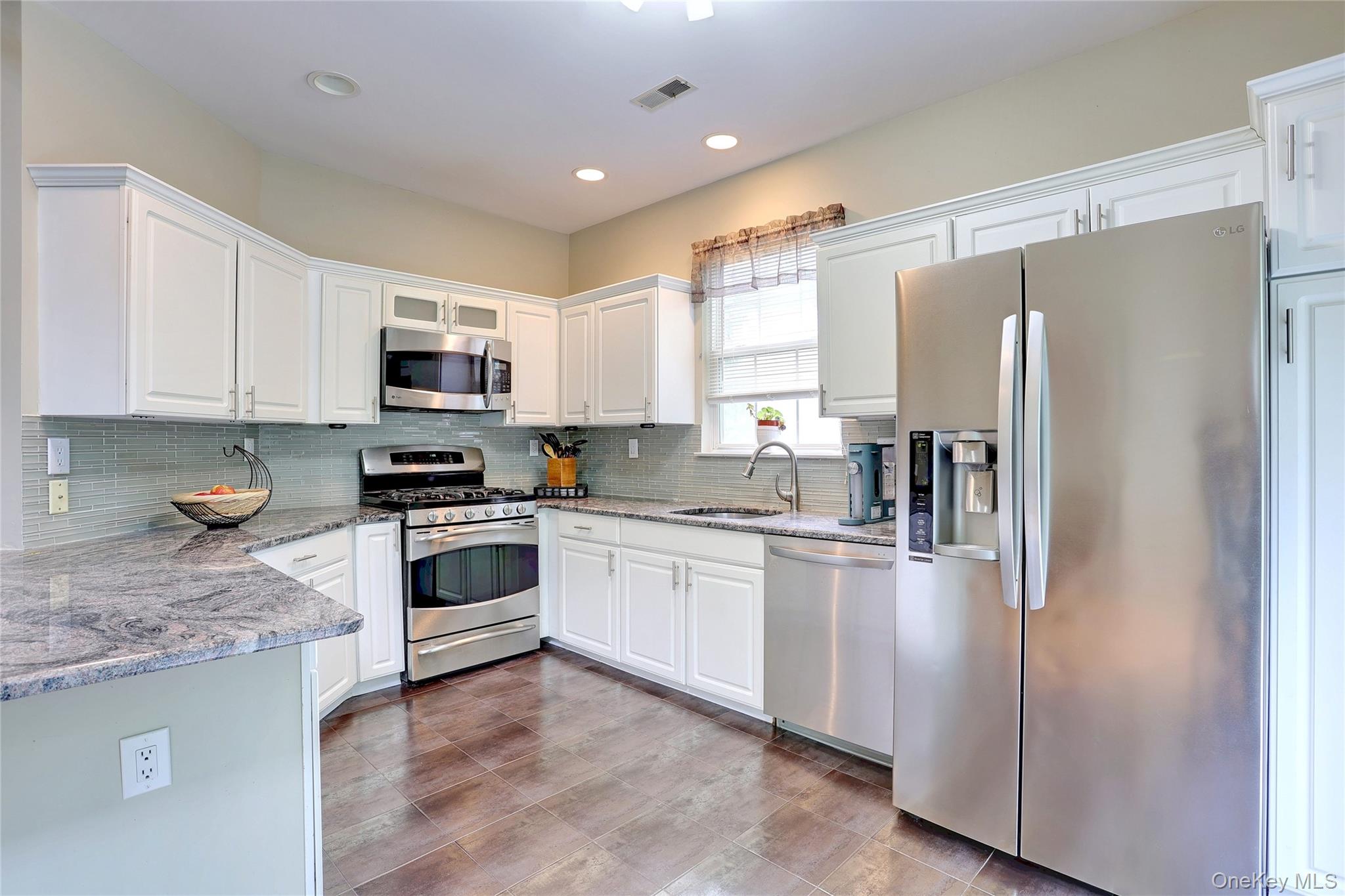 141 Meadow Lane Property Photo 14